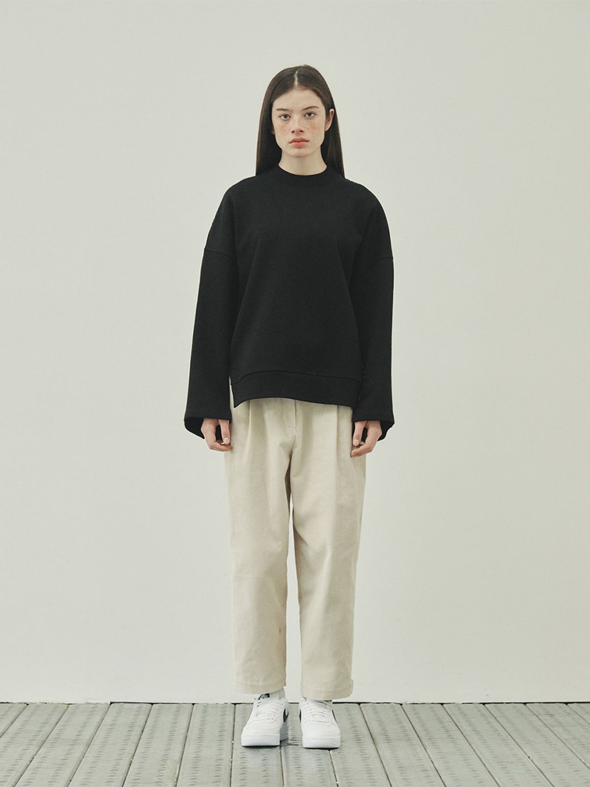 하우스공칠이씨(HAUS072C) DIKE TS BLACK
