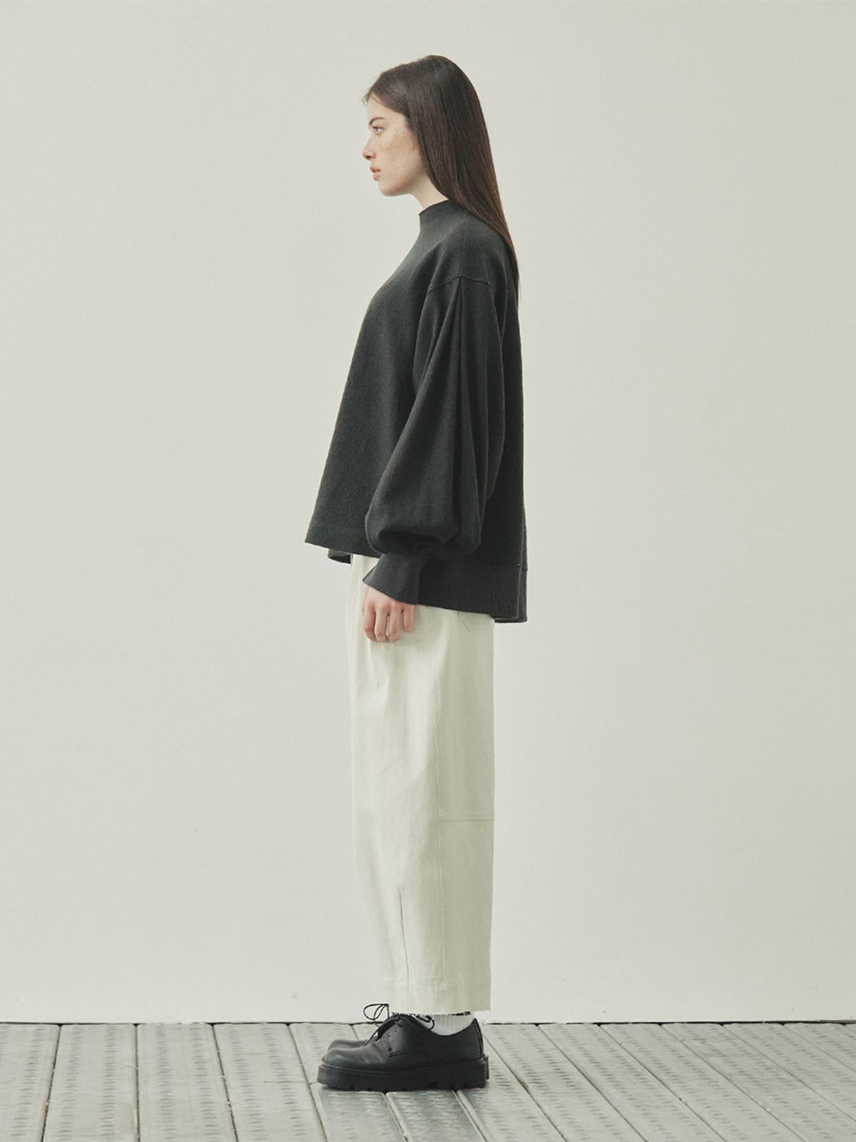 하우스공칠이씨(HAUS072C) CHLORIS BL DARK GREY