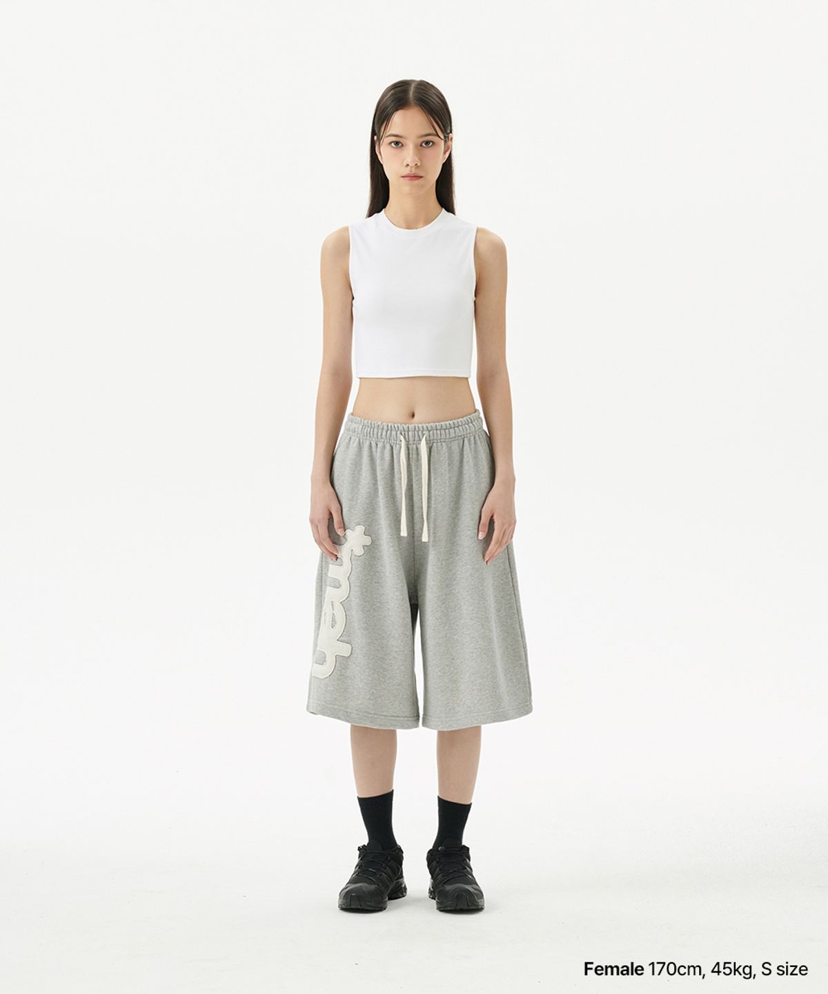 마하그리드(MAHAGRID) BERMUDA MAH APPLIQUE SWEATSHORT GREY(MG2FMMPA06A)
