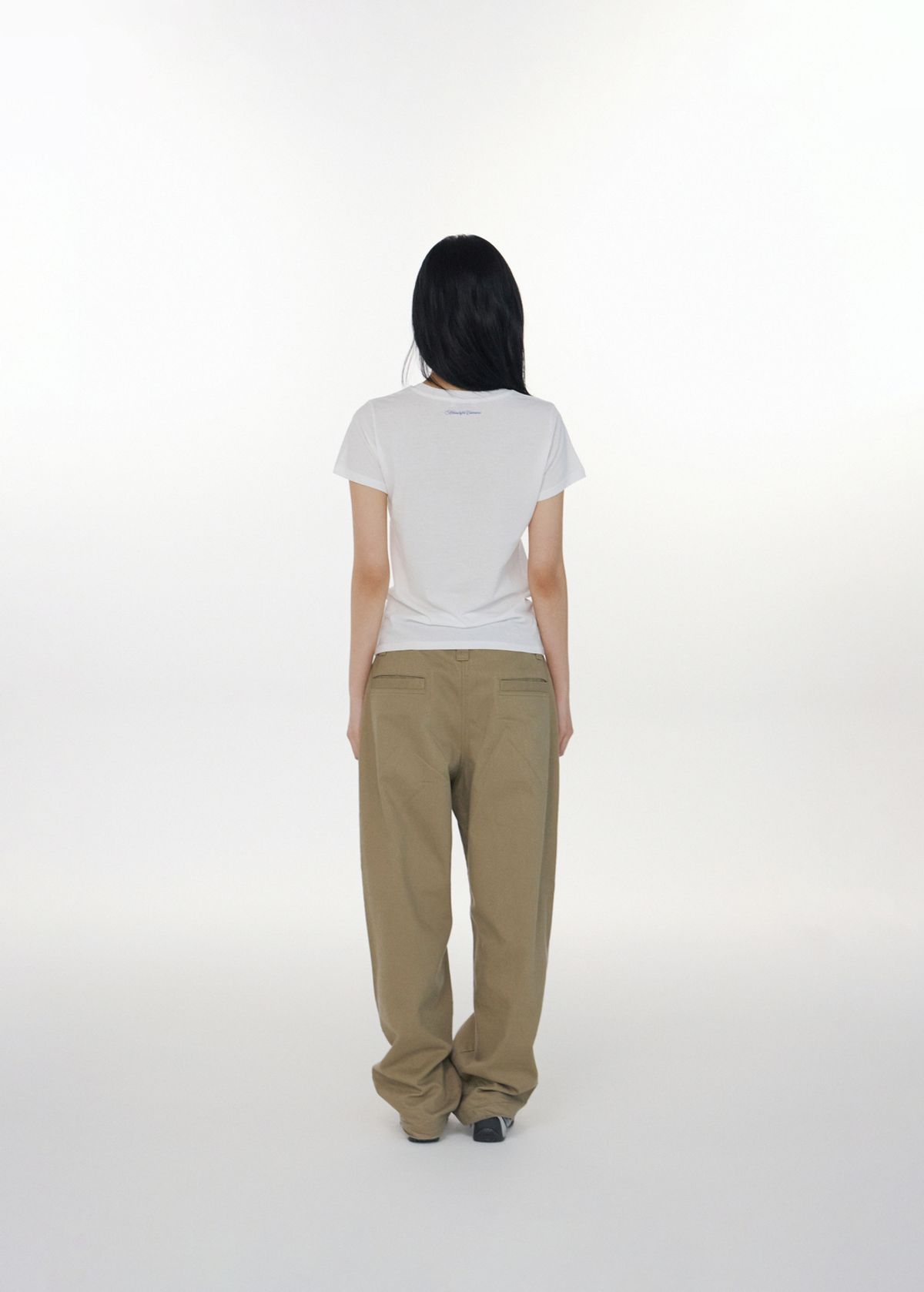 어텐즈(ATTENDS) Attends for cuteness tee (White)