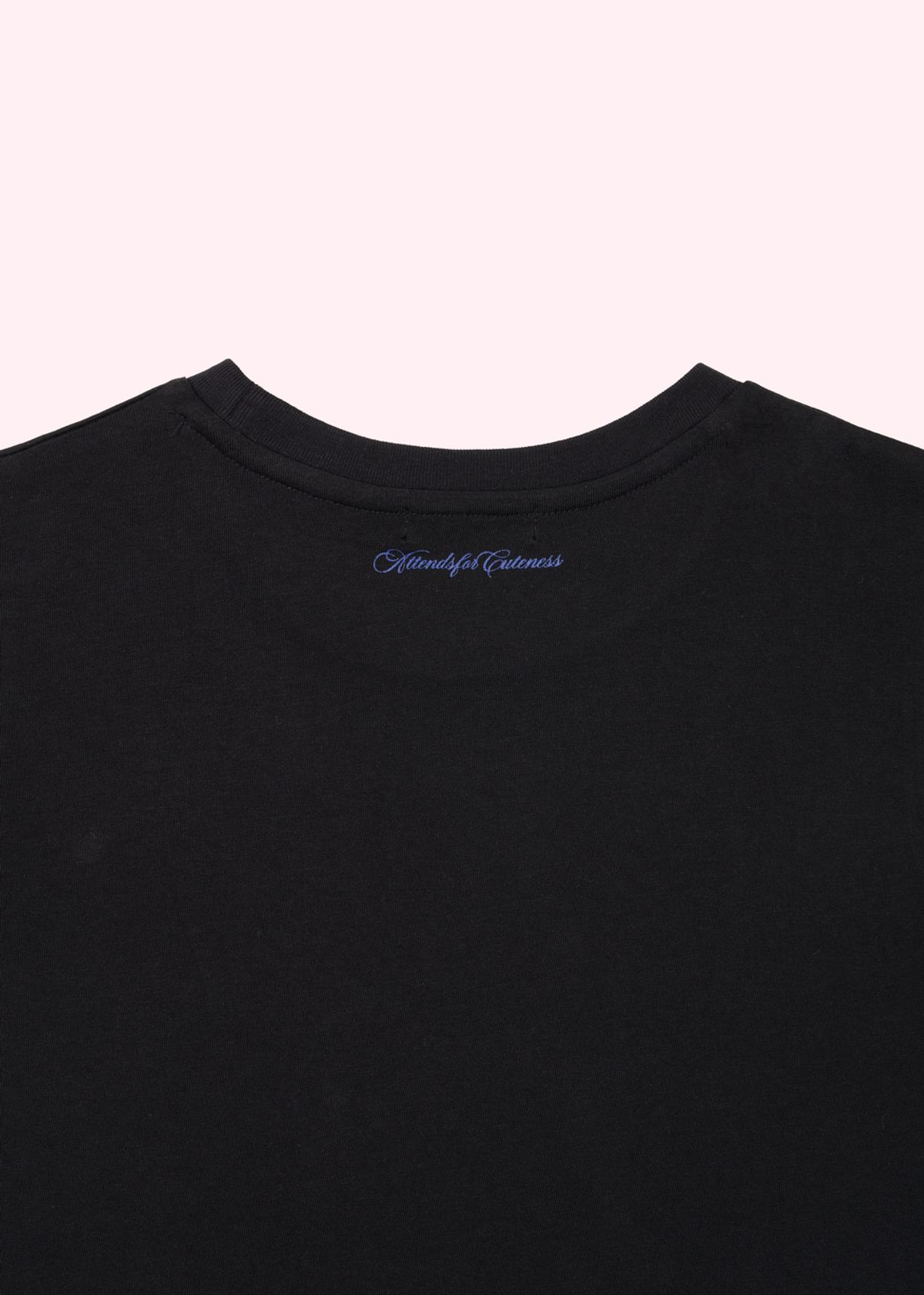 어텐즈(ATTENDS) Attends for cuteness tee (Black)