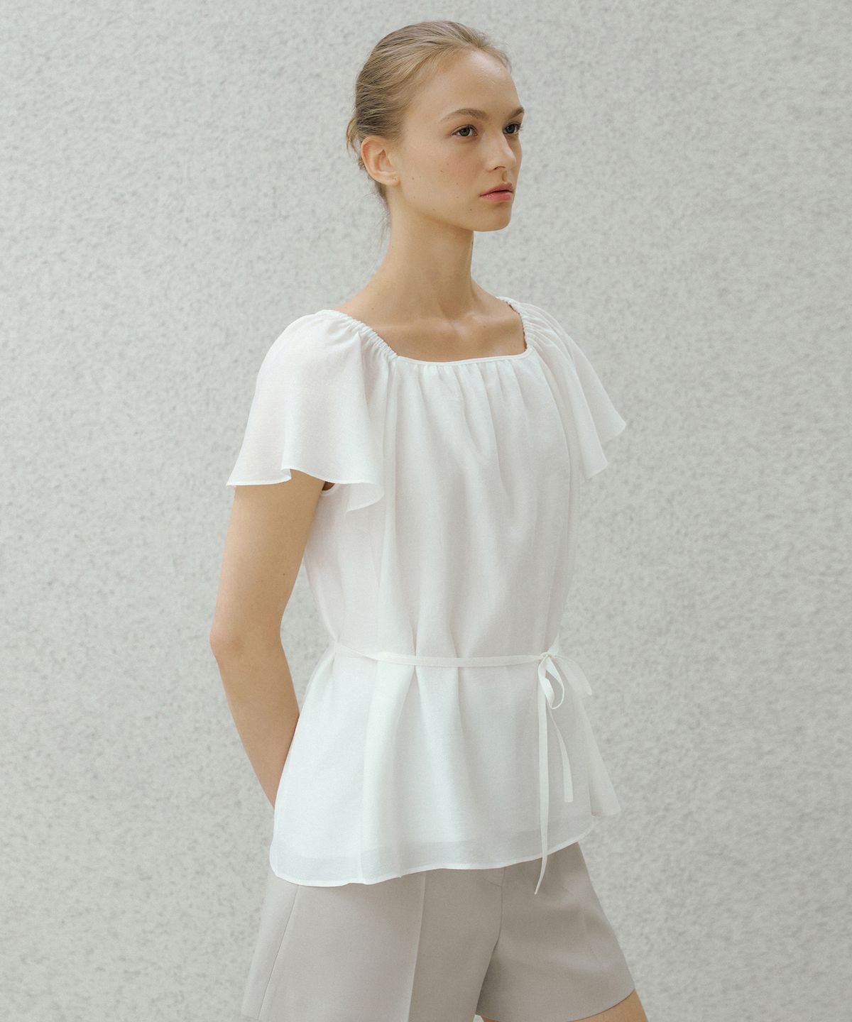 오떼뜨(OCTETTE) ANGELA SQUARE NECK BLOUSE_2COLOR