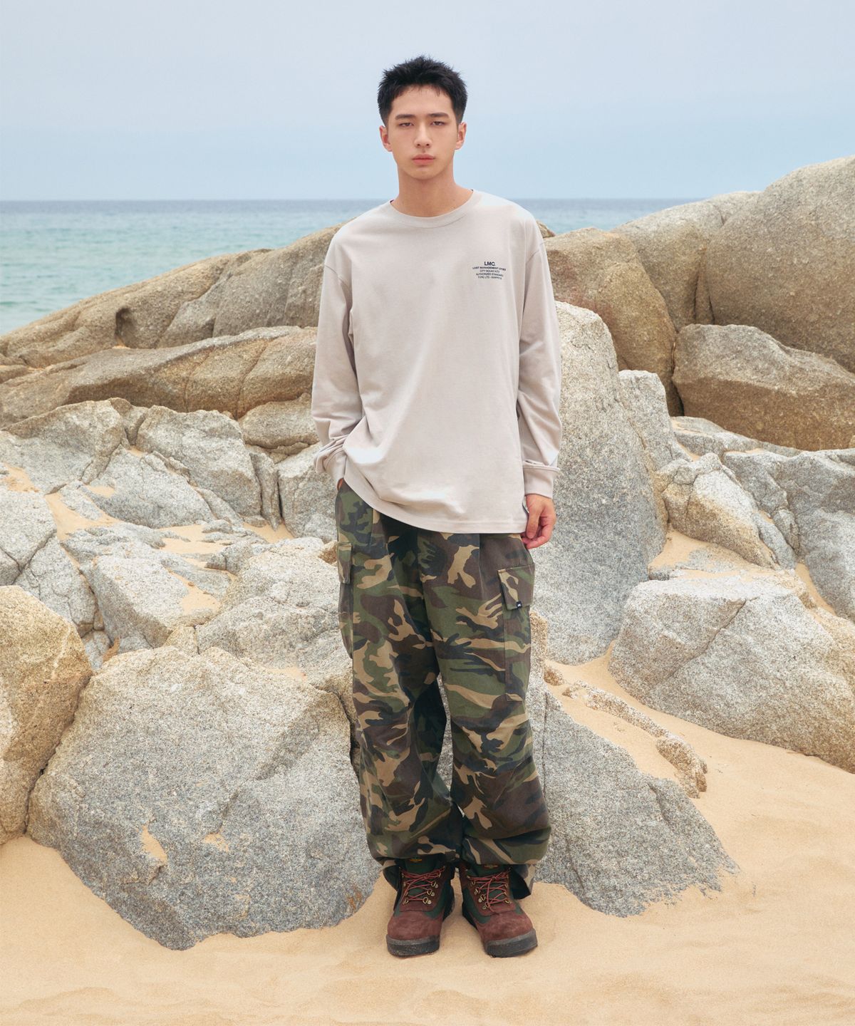 엘엠씨(LMC) AUTHORIZED STANDARD LONG SLV TEE sand
