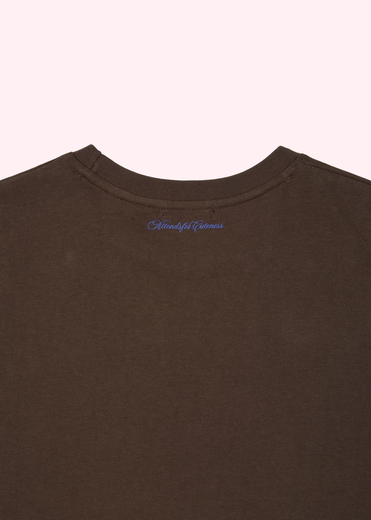 어텐즈(ATTENDS) Attends for cuteness tee (Brown)
