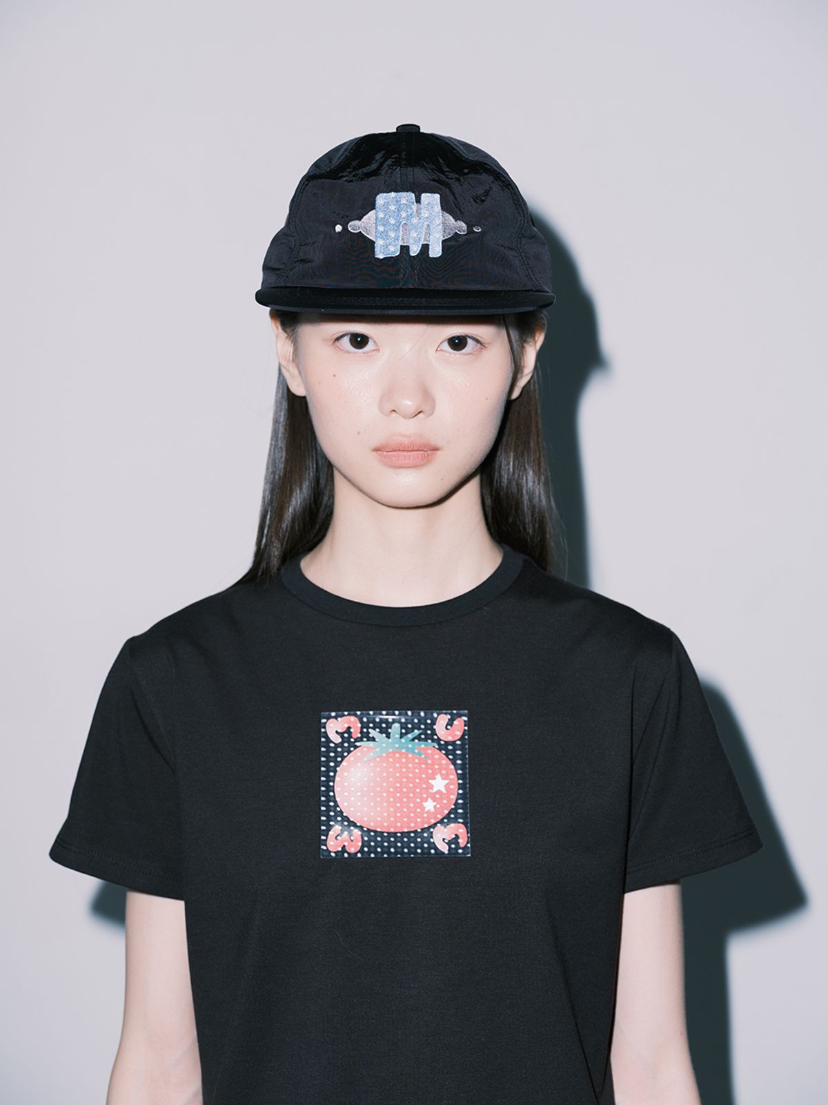 무음(MUWM) 글리치 토마토 티셔츠 Glitch Tomato T-shirt (Black)