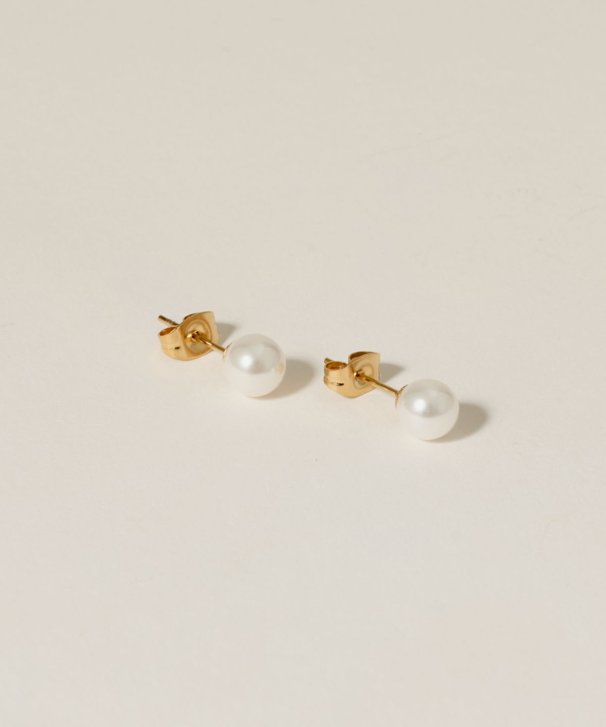 노비스도쿄(NOVICE TOKYO) 진주 귀걸이 Pearl Stud Pierce[Stainless] / Gold