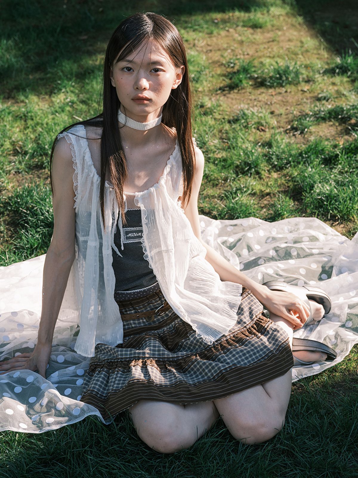 무음(MUWM) 나비 블라우스 Nabi Blouse (White)