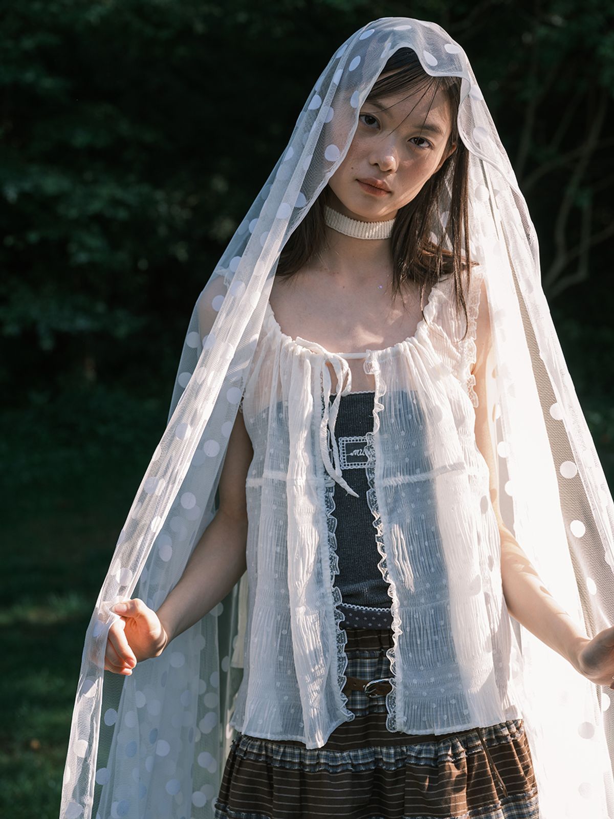 무음(MUWM) 나비 블라우스 Nabi Blouse (White)