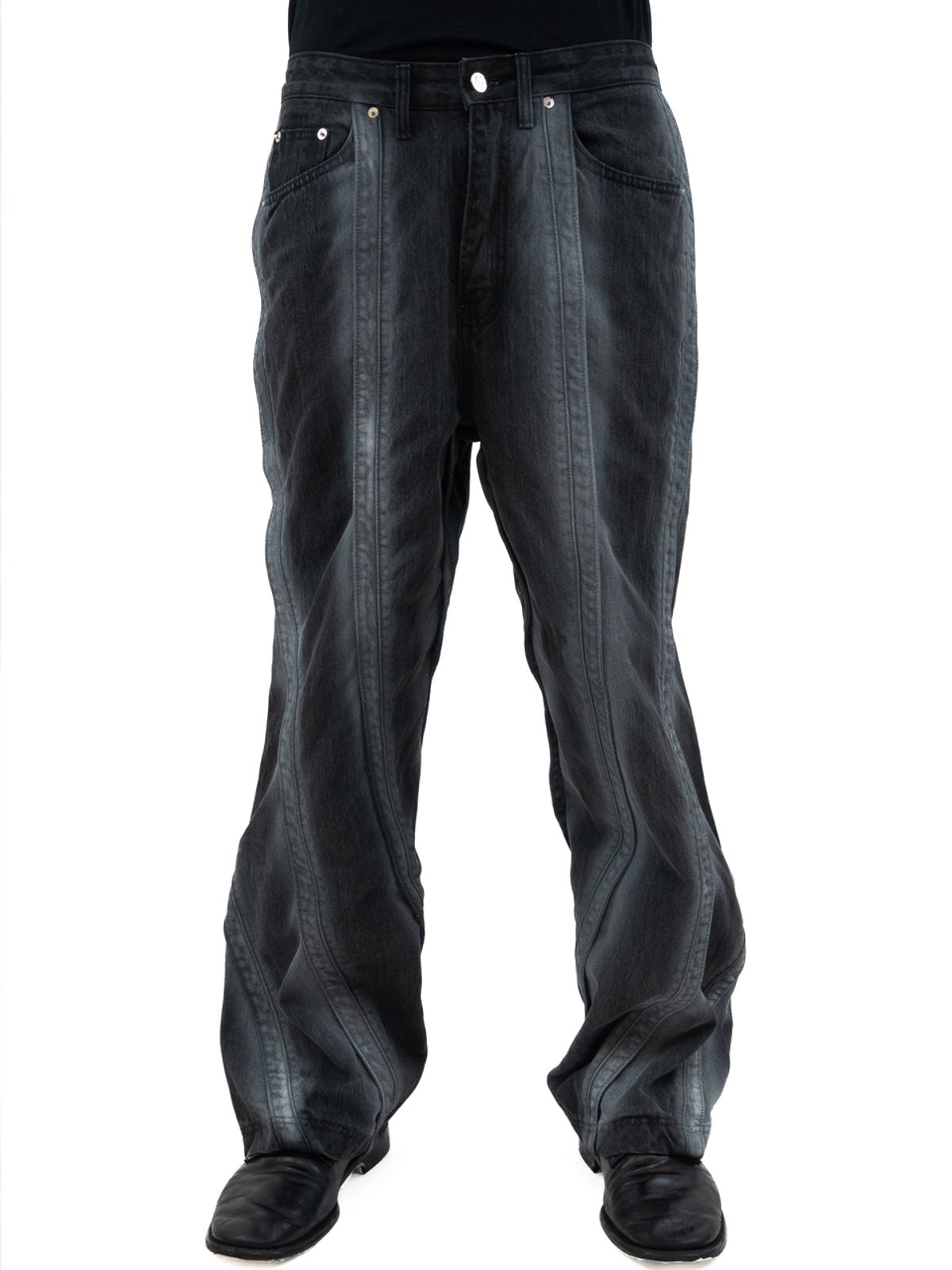 유강(YOOGANG) TURNING TORSO JEANS