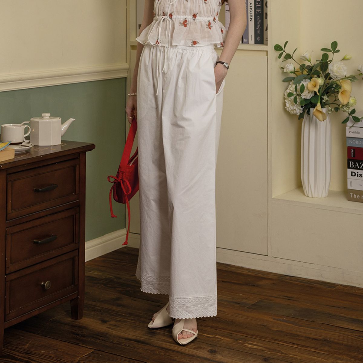 던드롭(DUNDROP) DD_Lace hem long pants_WHITE