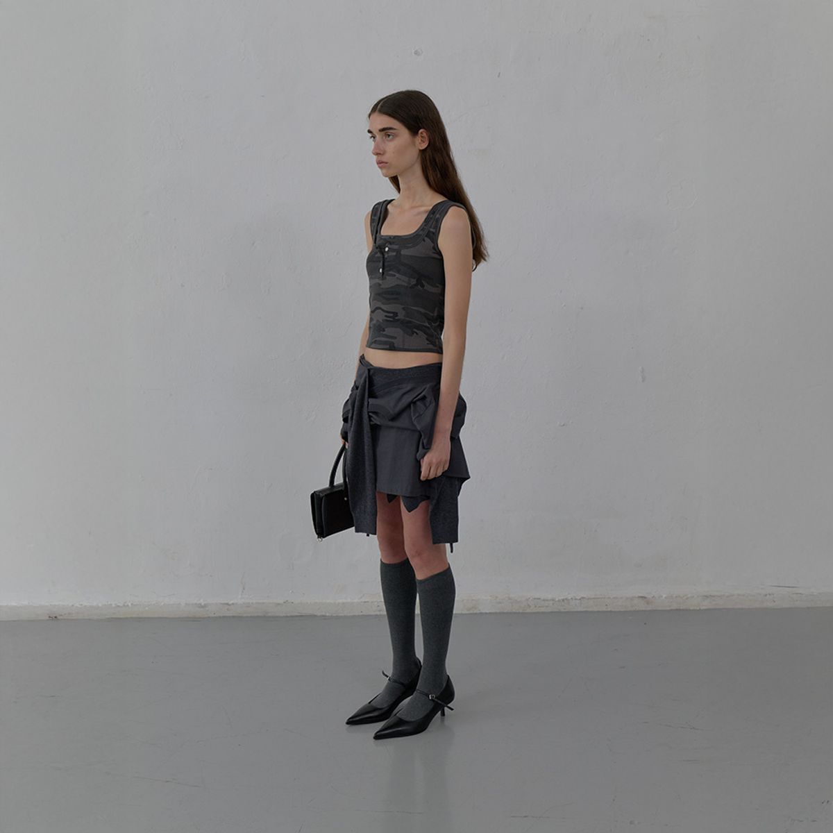 엘씨디씨티엠(LCDC™) DOUBLE LAYERED TANK TOP CAMO (DARK GREY)