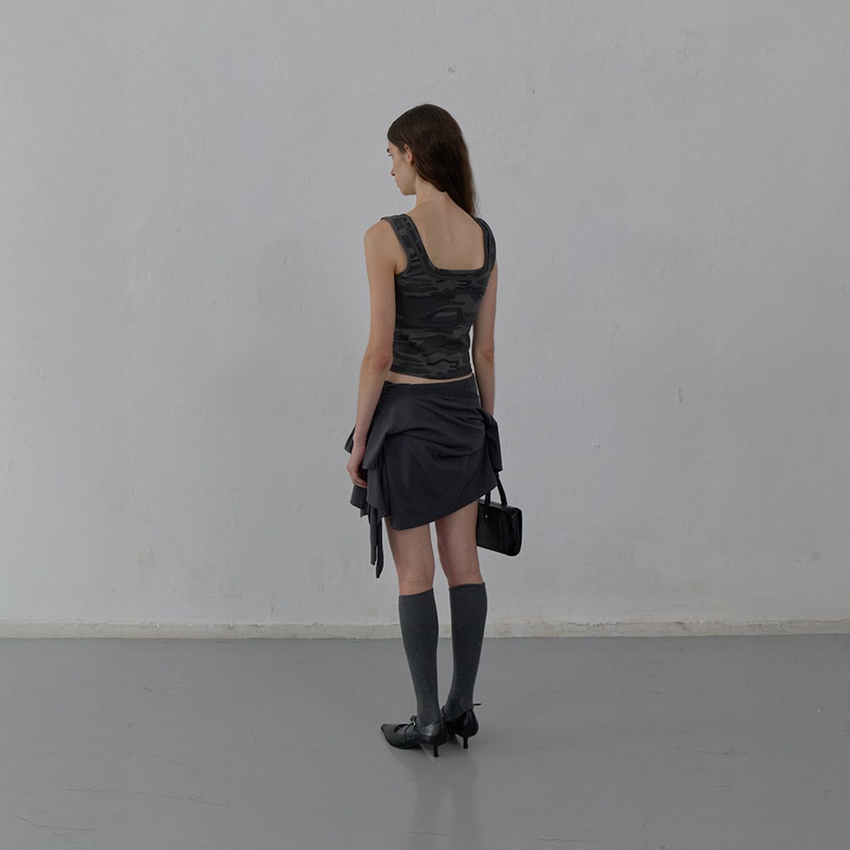 엘씨디씨티엠(LCDC™) DOUBLE LAYERED TANK TOP CAMO (DARK GREY)
