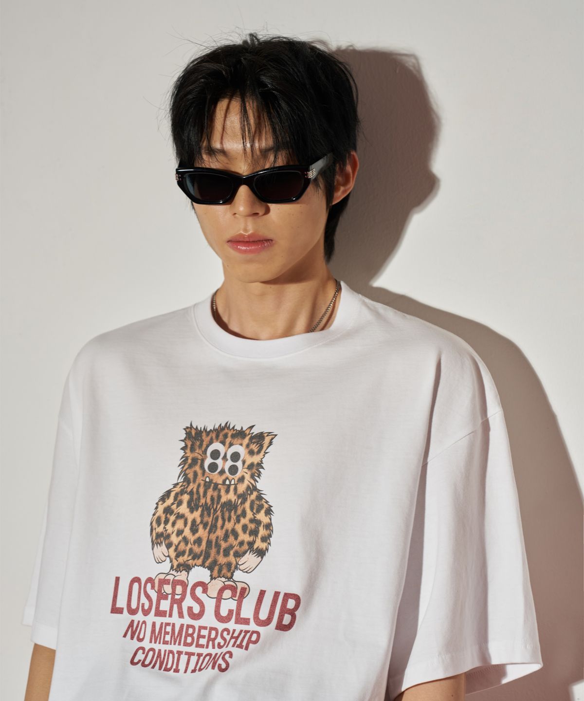 루저스클럽(LOSERS CLUB) 예티 그래픽 반팔티셔츠 화이트
