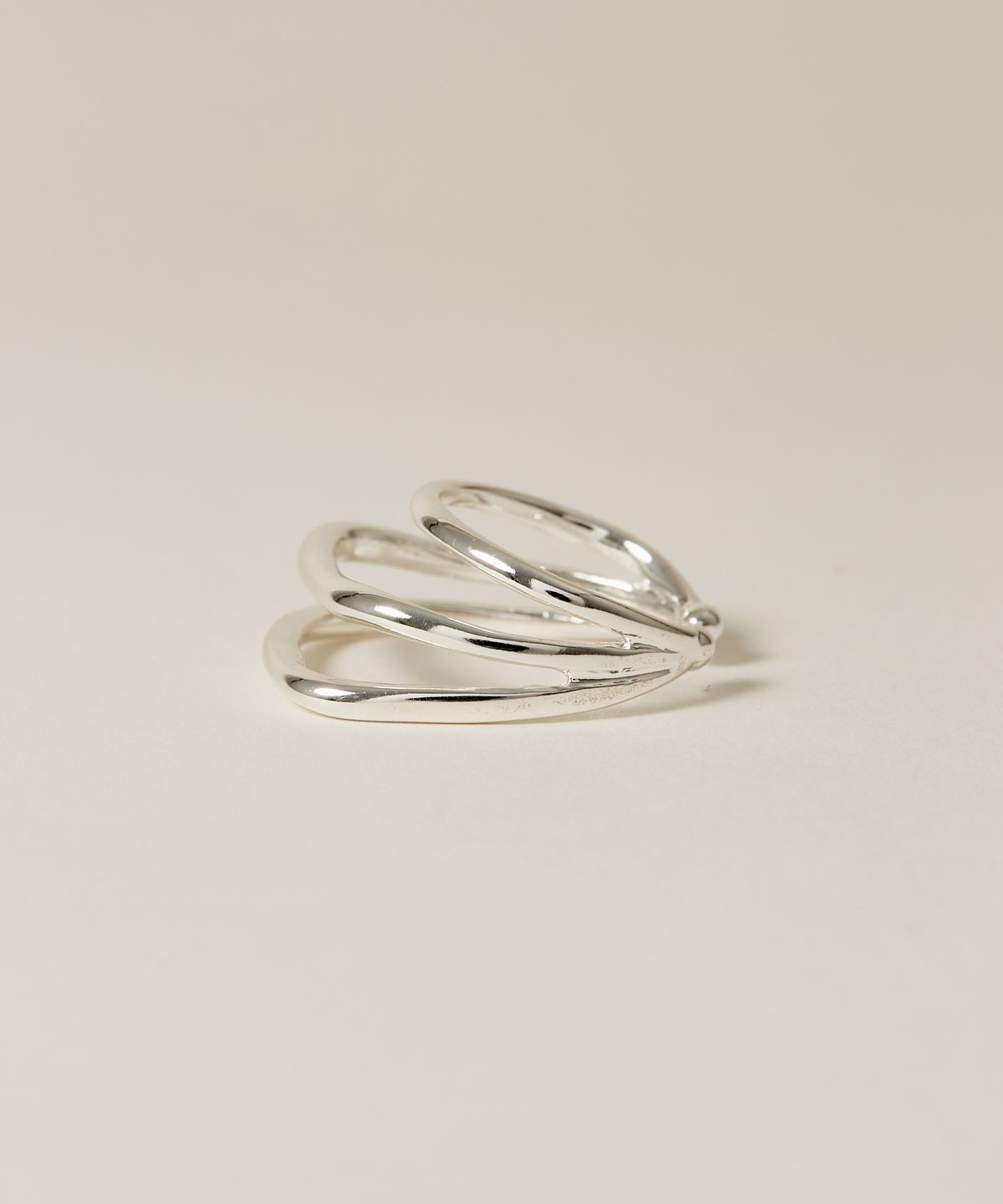 노비스도쿄(NOVICE TOKYO) 트리플 라인 이어커프 Triple Line Ear Cuff / silver