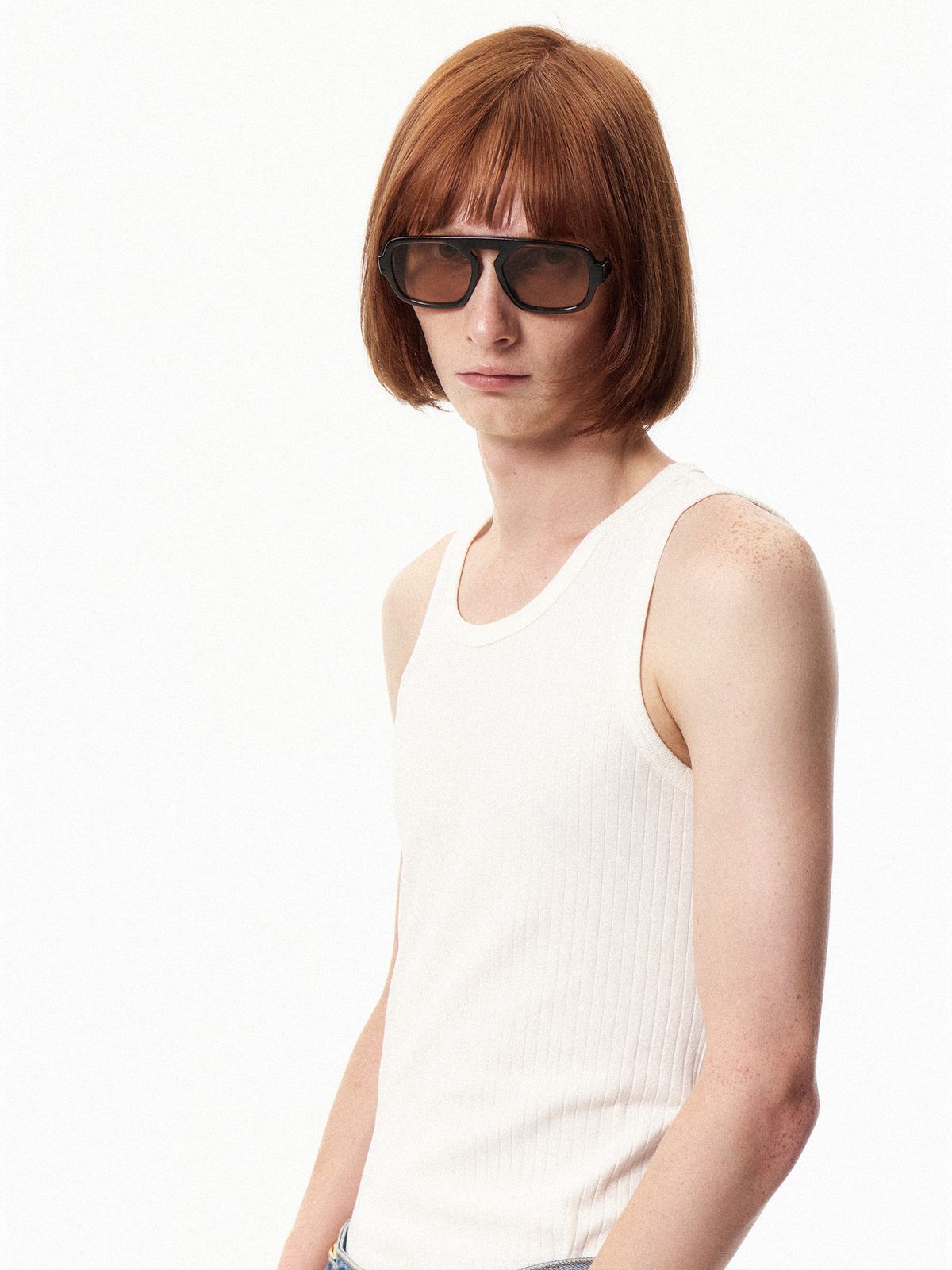 쿠르베(COURBE) Wed Sleeceless (White)