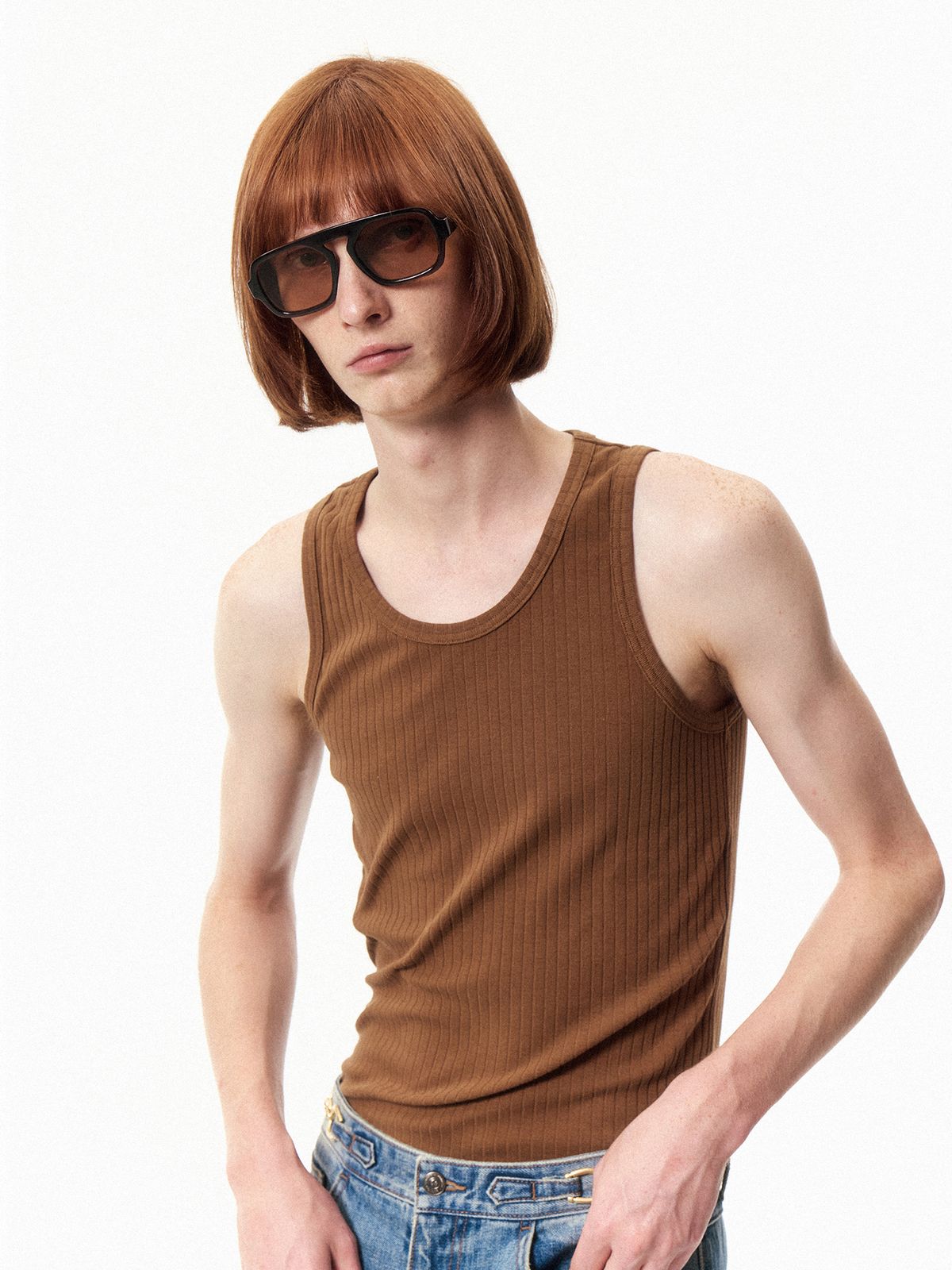 쿠르베(COURBE) Wed Sleeveless (Brown)