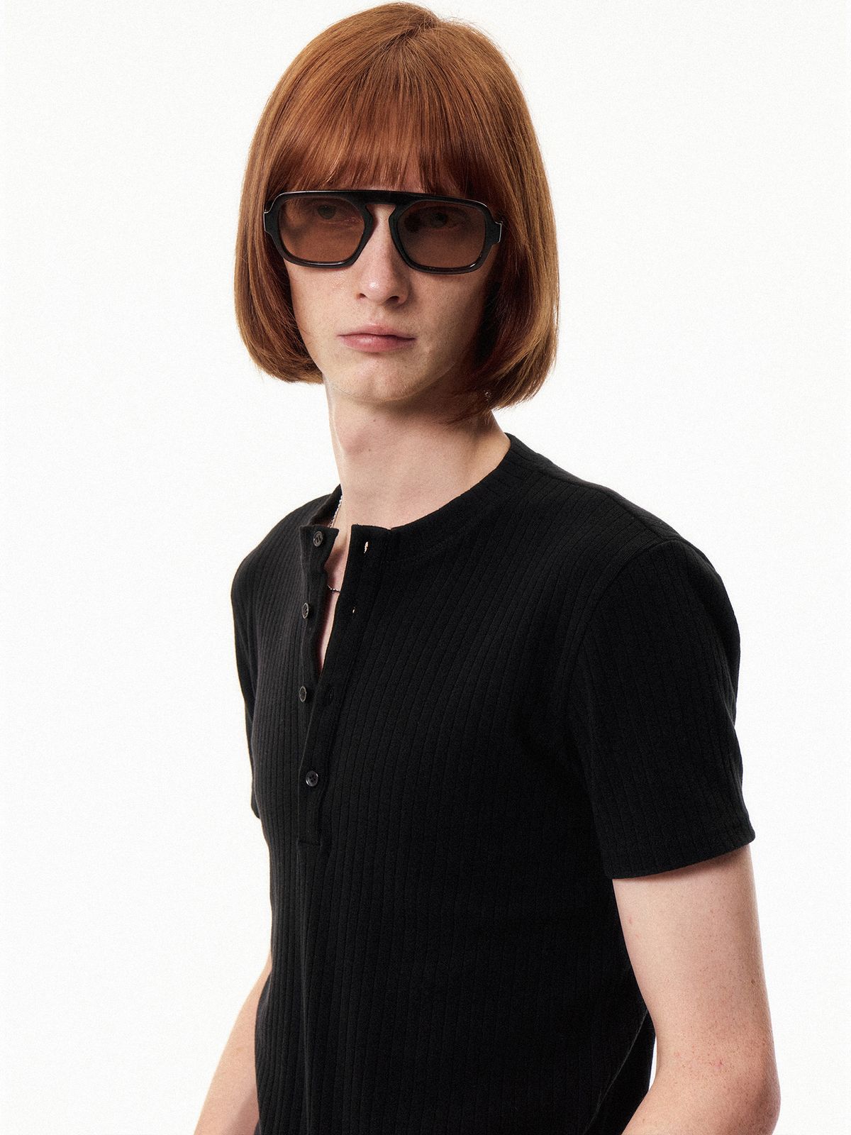 쿠르베(COURBE) Wed Heniey Neck (Black)