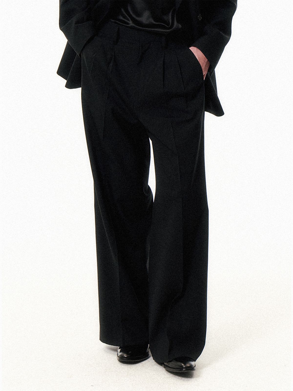 쿠르베(COURBE) High Waist Flare Pants (Black)