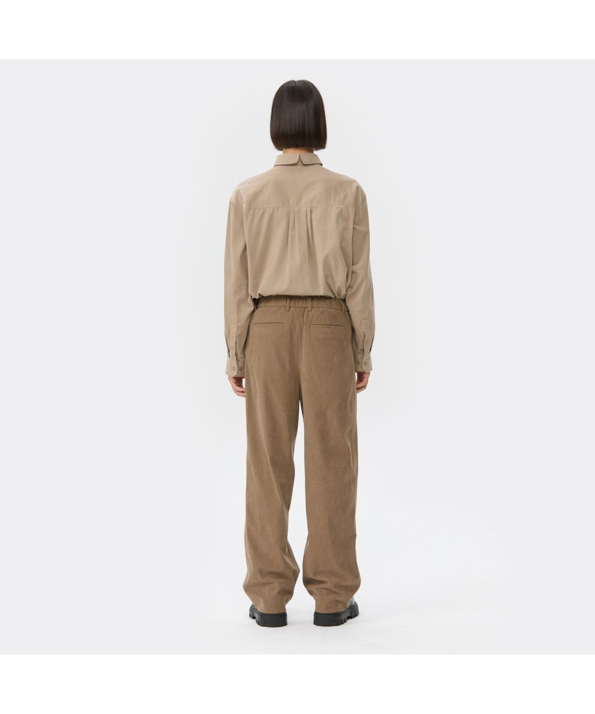 커스텀멜로우(CUSTOMELLOW) Beige Wide Fit One Tuck Corduroy Pants CWPAW25842BEX