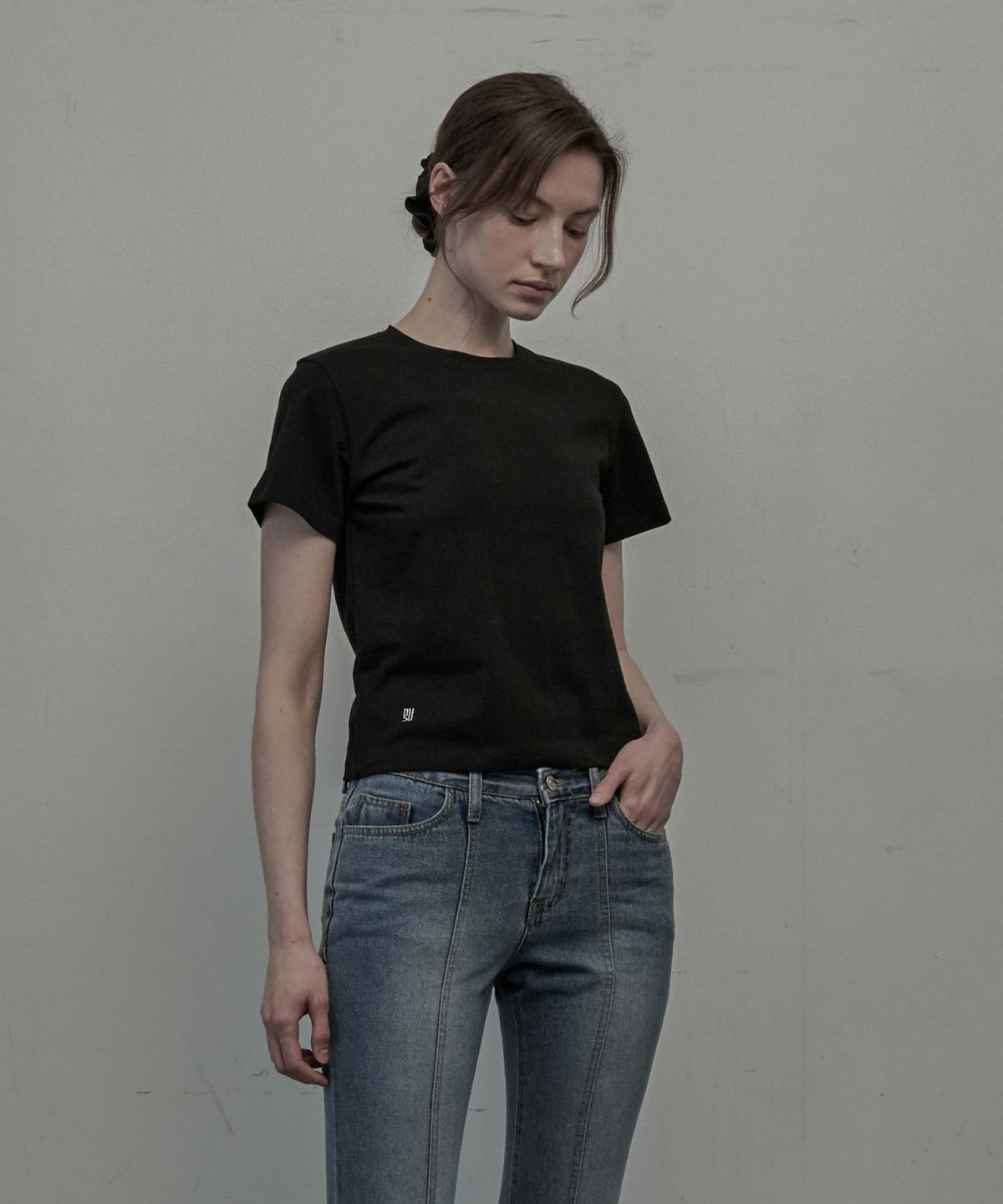 마우솔레움(MAU SOLEUM) Logo Embroidered T-Shirt - White,Black,Navy