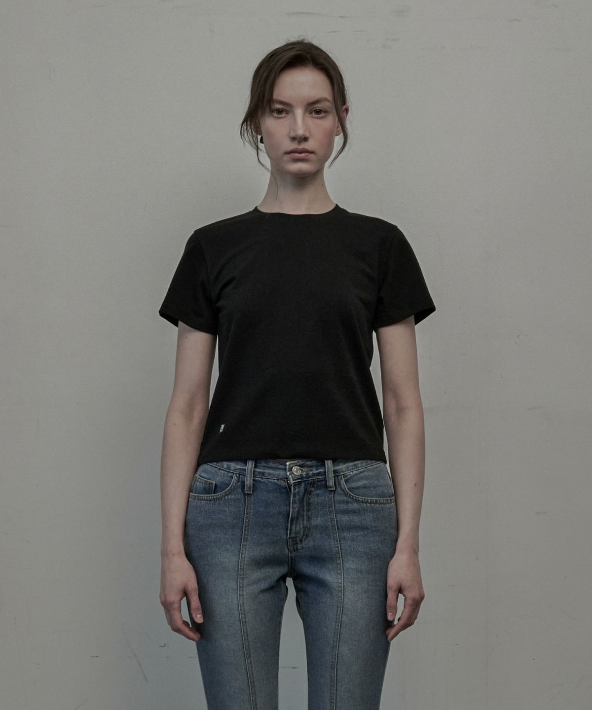 마우솔레움(MAU SOLEUM) Logo Embroidered T-Shirt - White,Black,Navy