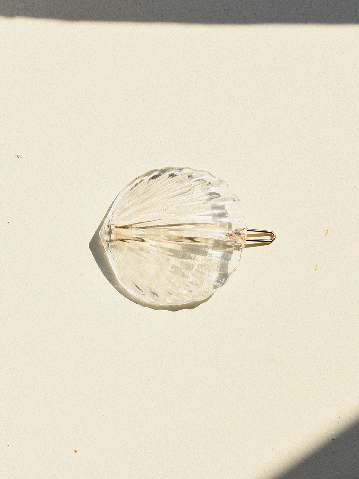 유지떼(USITE) SHELL LIGHT HAIR PIN, WHITE