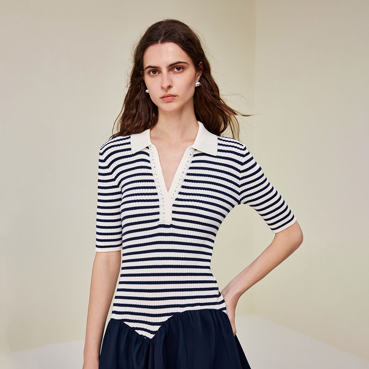 와이와이아이엠(YYIAM) YY_Stitched striped contrasting dress