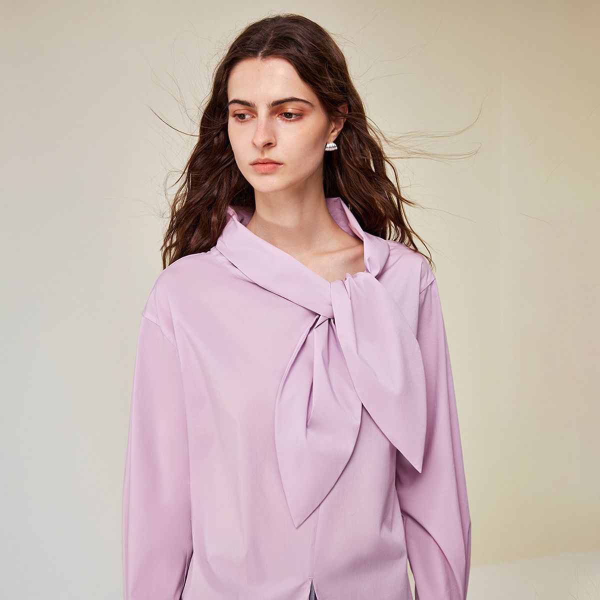 와이와이아이엠(YYIAM) YY_Temperament slit cotton top_2color