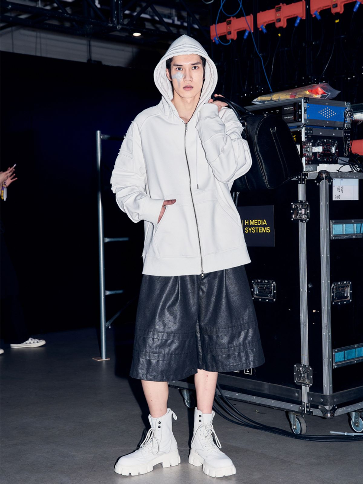 유강(YOOGANG) SIEGE BERMUDA SHORTS