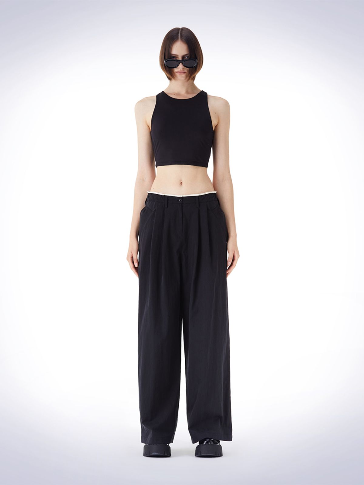 하우스공칠이씨(HAUS072C) BELT LOOP POINT WIDE PANTS BLACK