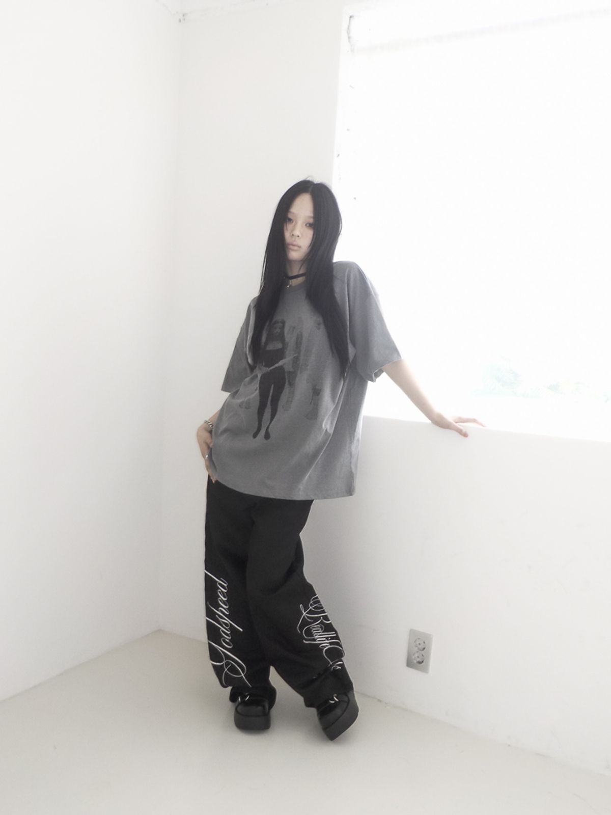 디와이도샵(DYDOSHOP) 코븐 티셔츠
