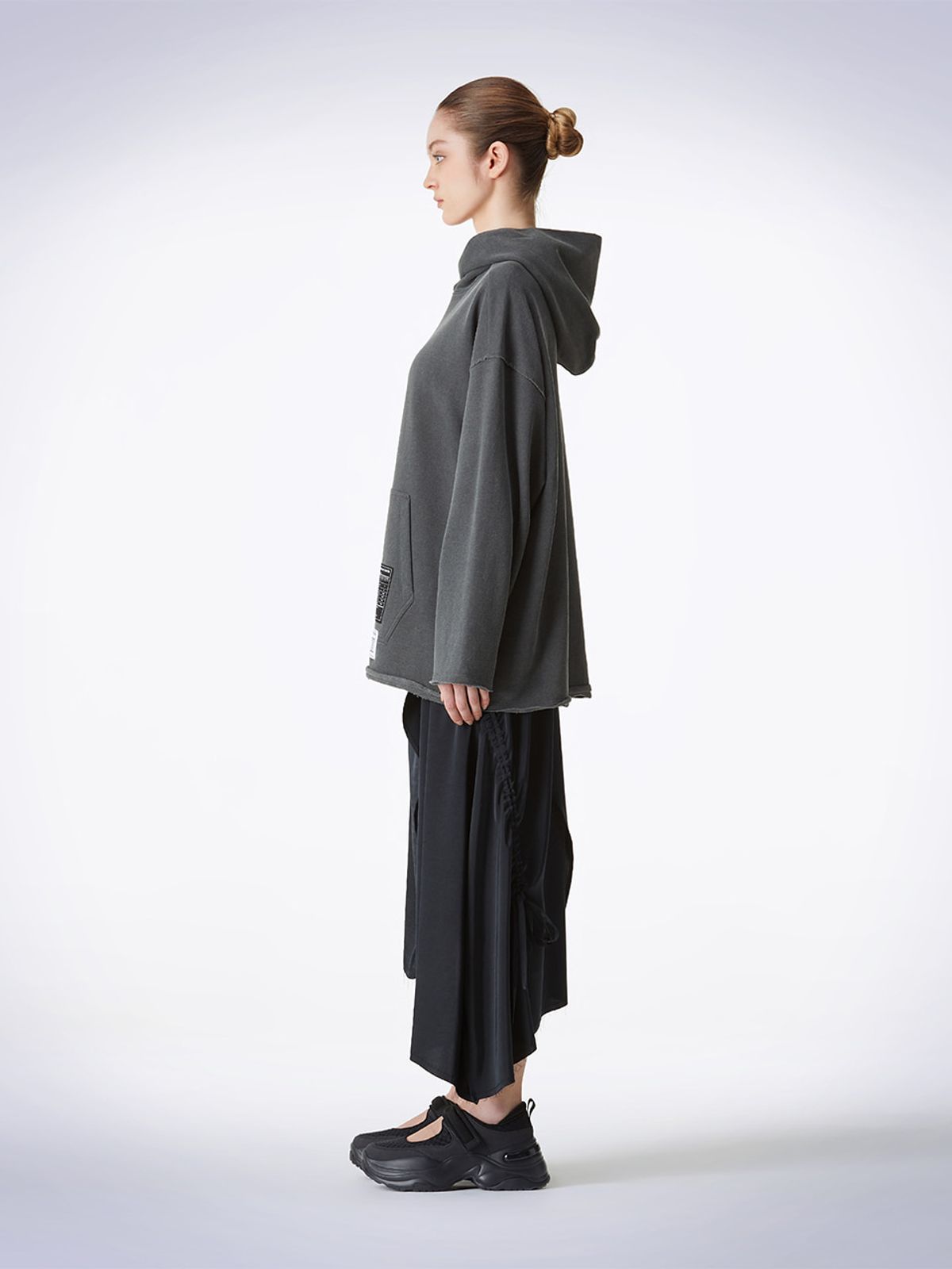 하우스공칠이씨(HAUS072C) BUNNY T-SHIRTS DARK GREY
