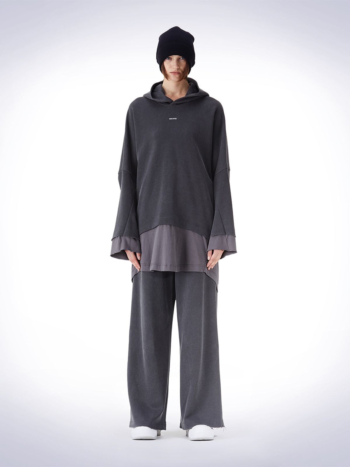 하우스공칠이씨(HAUS072C) LAYERED OVERFIT HOODIE T-SHIRT DARK GREY