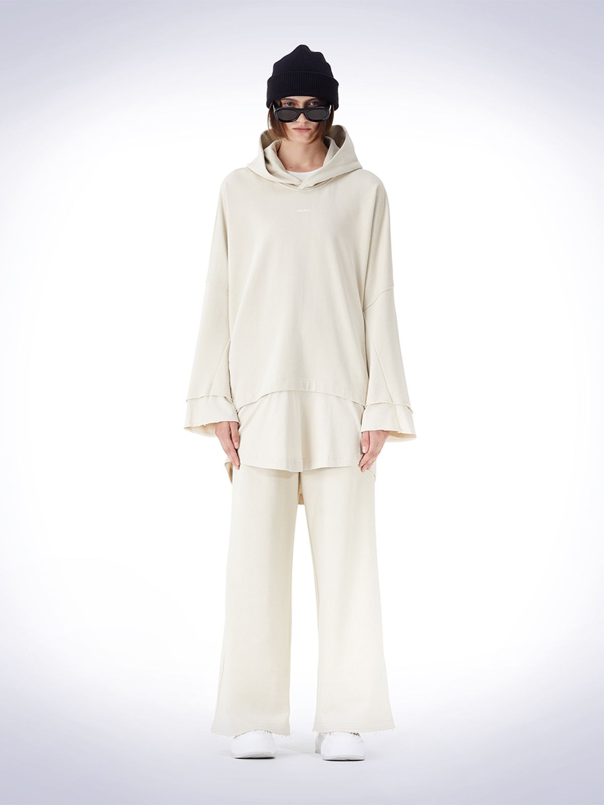 하우스공칠이씨(HAUS072C) LAYERED OVERFIT HOODIE T-SHIRT IVORY
