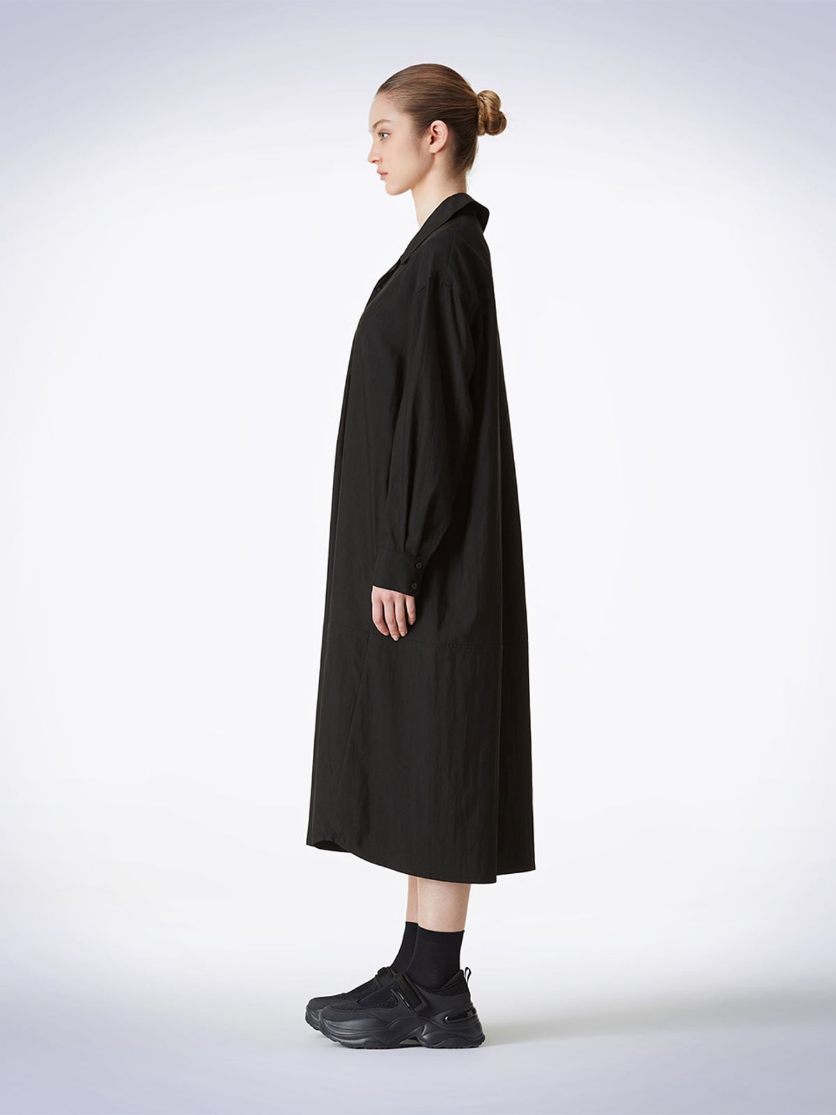 하우스공칠이씨(HAUS072C) ANDO ONE-PIECE BLACK