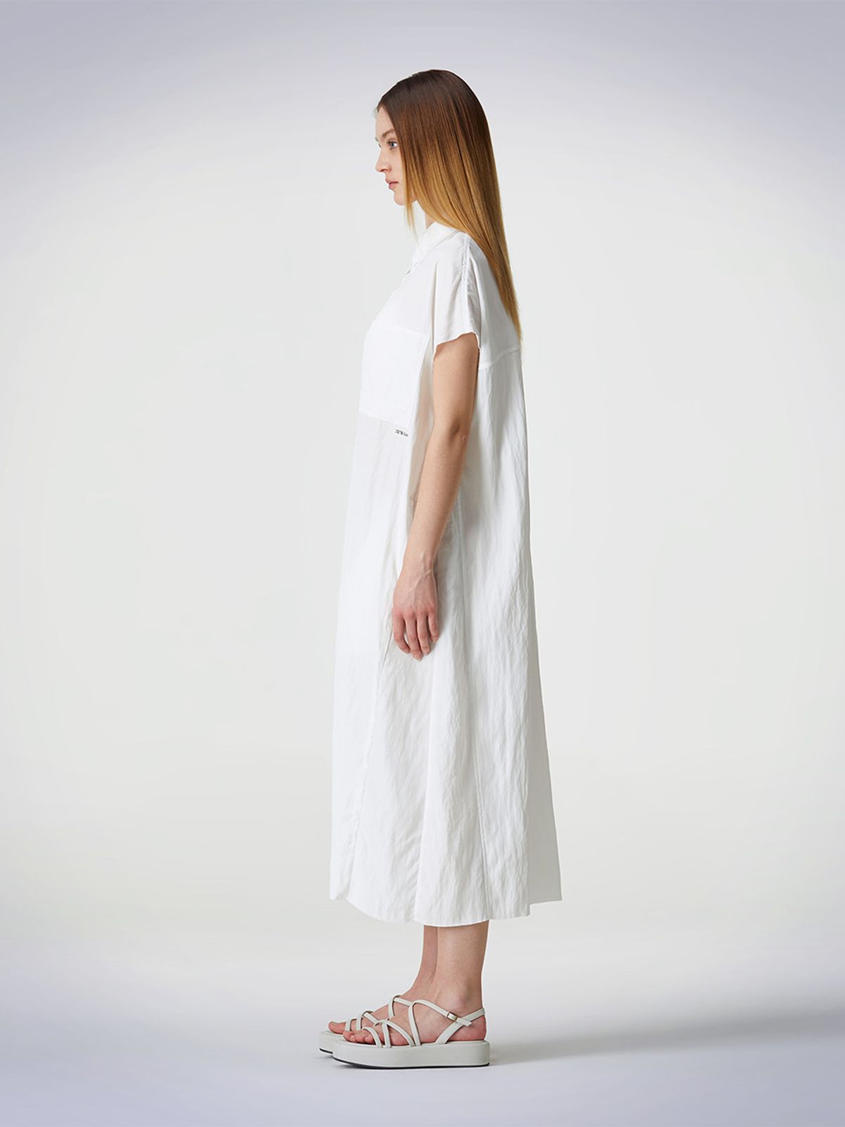하우스공칠이씨(HAUS072C) SAN ONE-PIECE WHITE