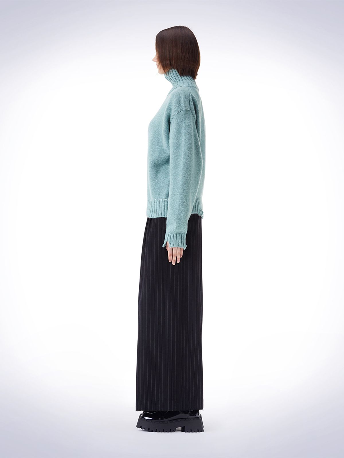 하우스공칠이씨(HAUS072C) DAMAGE HIGH-NECK PULLOVER KNIT GREEN