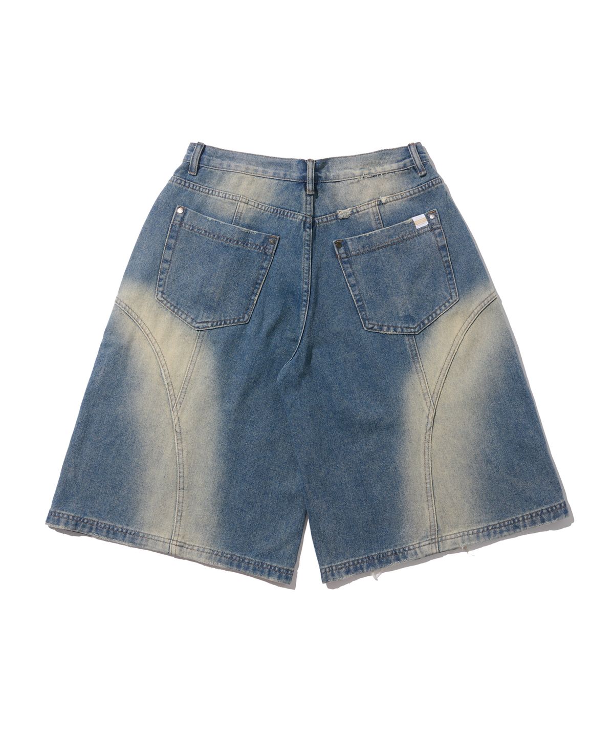 카고브로스 포 우먼(CARGOBROS FOR WOMAN) 웨이브 커브 컷 버뮤다 데님 팬츠 (중청)