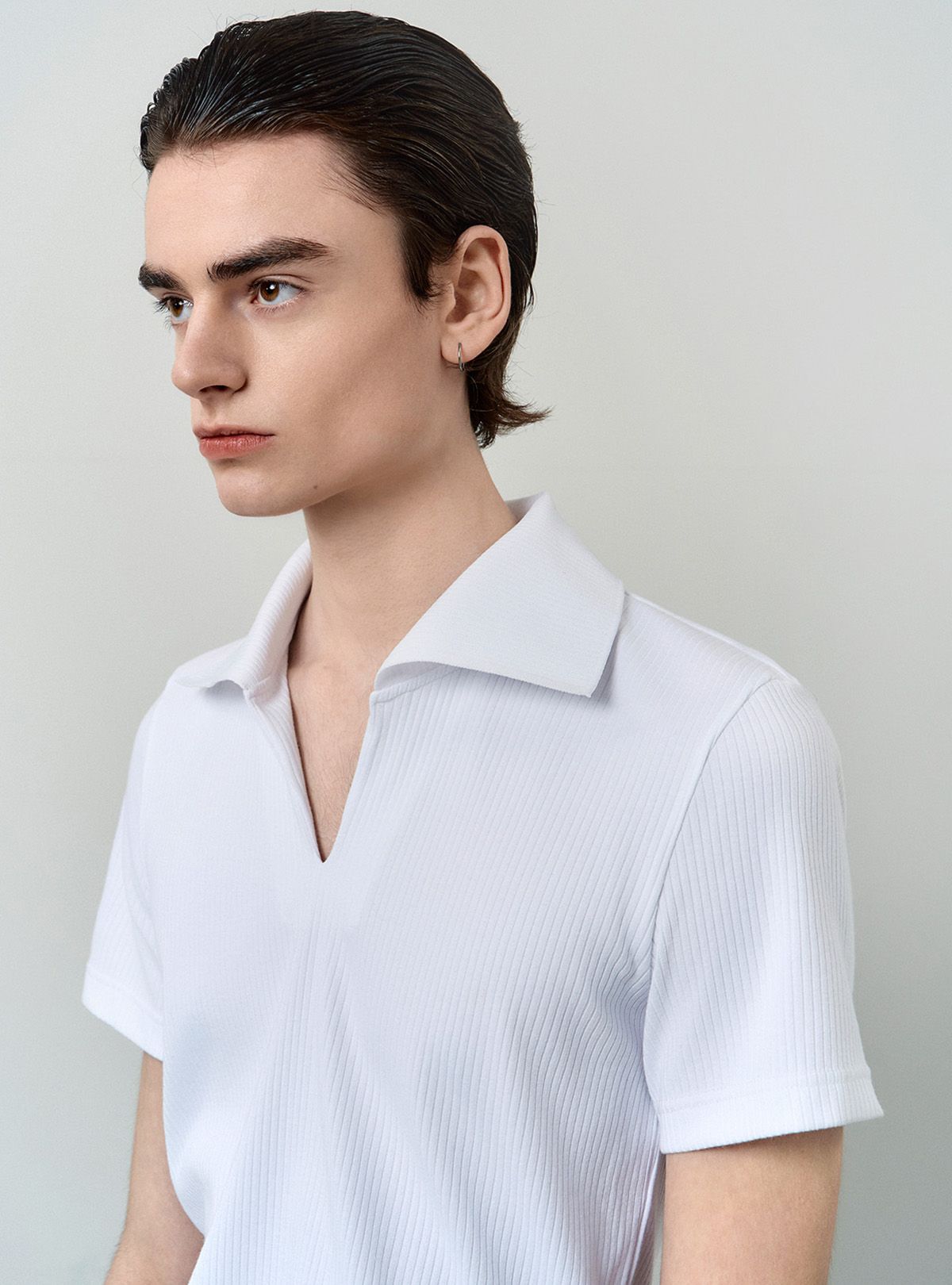 쿠르베(COURBE) V-NECK POLO (White)