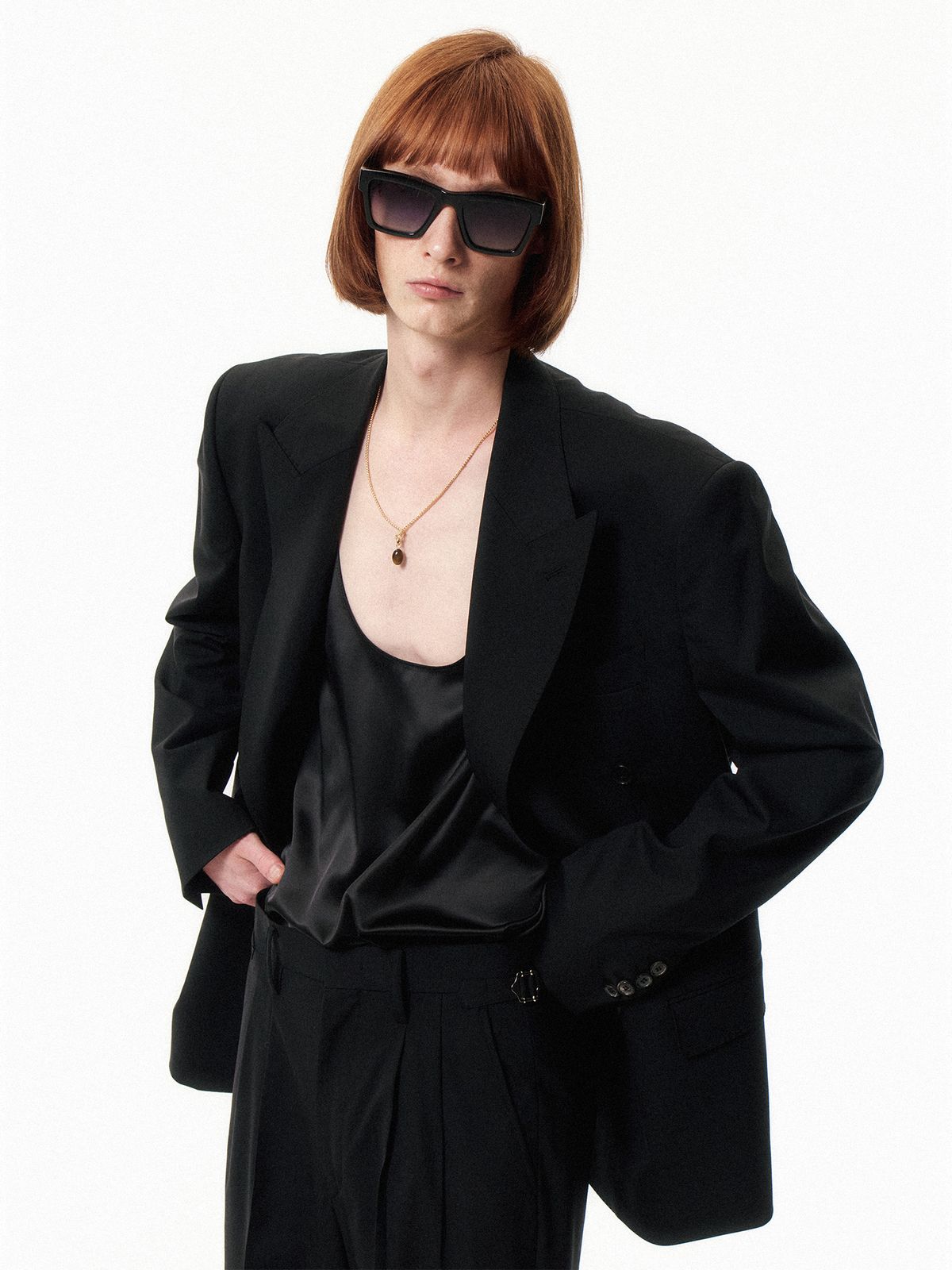 쿠르베(COURBE) Double Peaked Brested Blazer (Black)