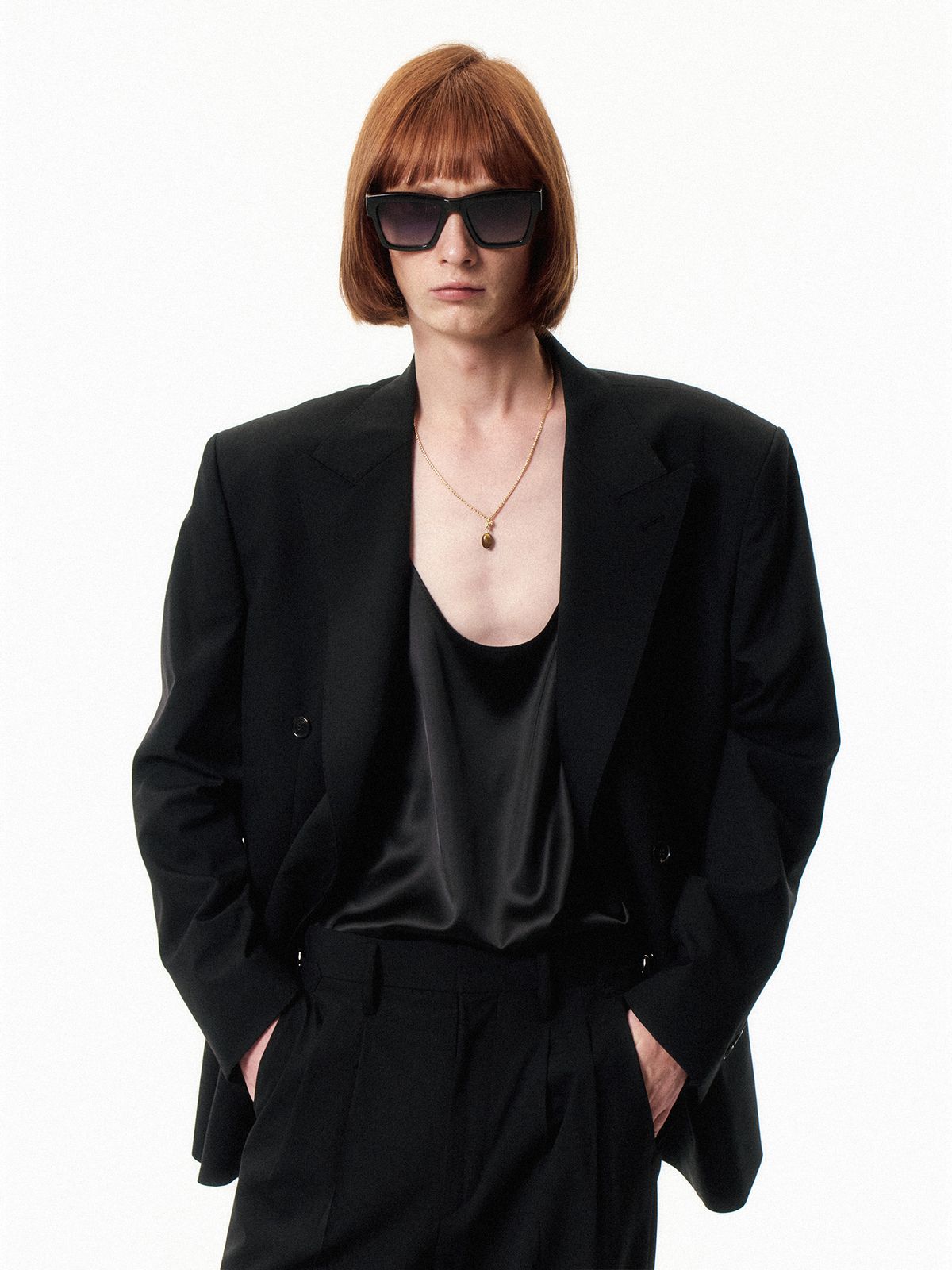 쿠르베(COURBE) Double Peaked Brested Blazer (Black)