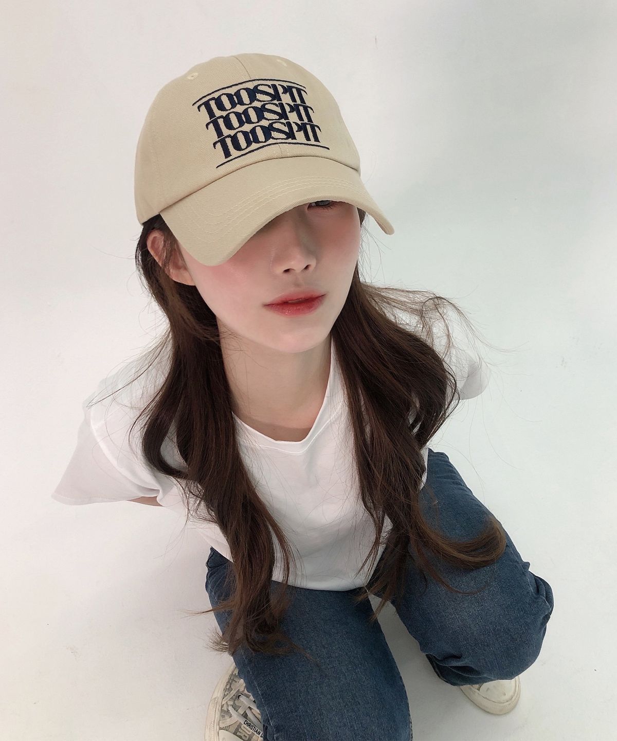 투에스핏(TOOSPIT) CLASSIC LOGO BALL CAP (BEIGE)