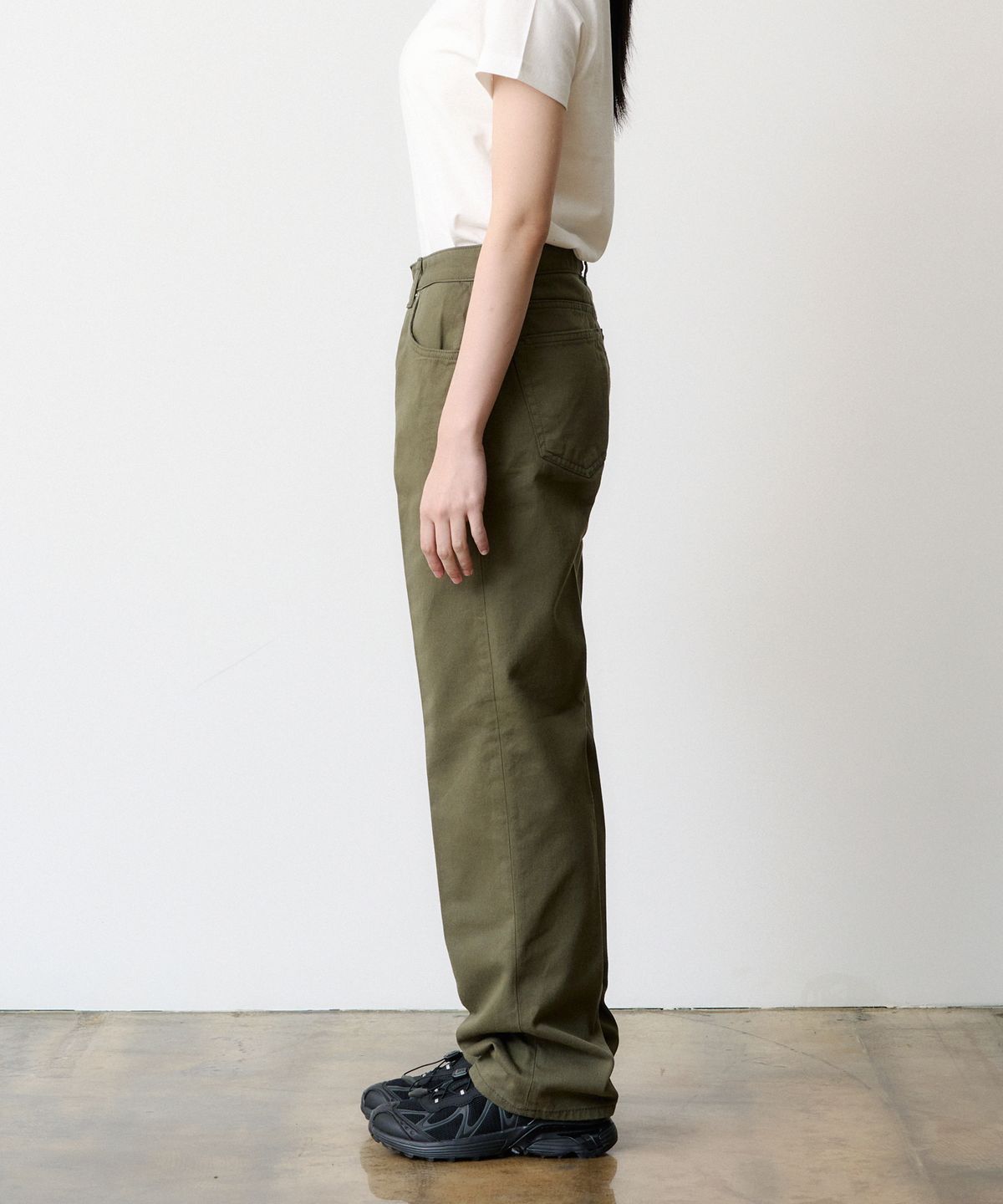 덴메이드(DENMADE) (WOMEN) DEN0657 Crease Chino Pants (Olive)