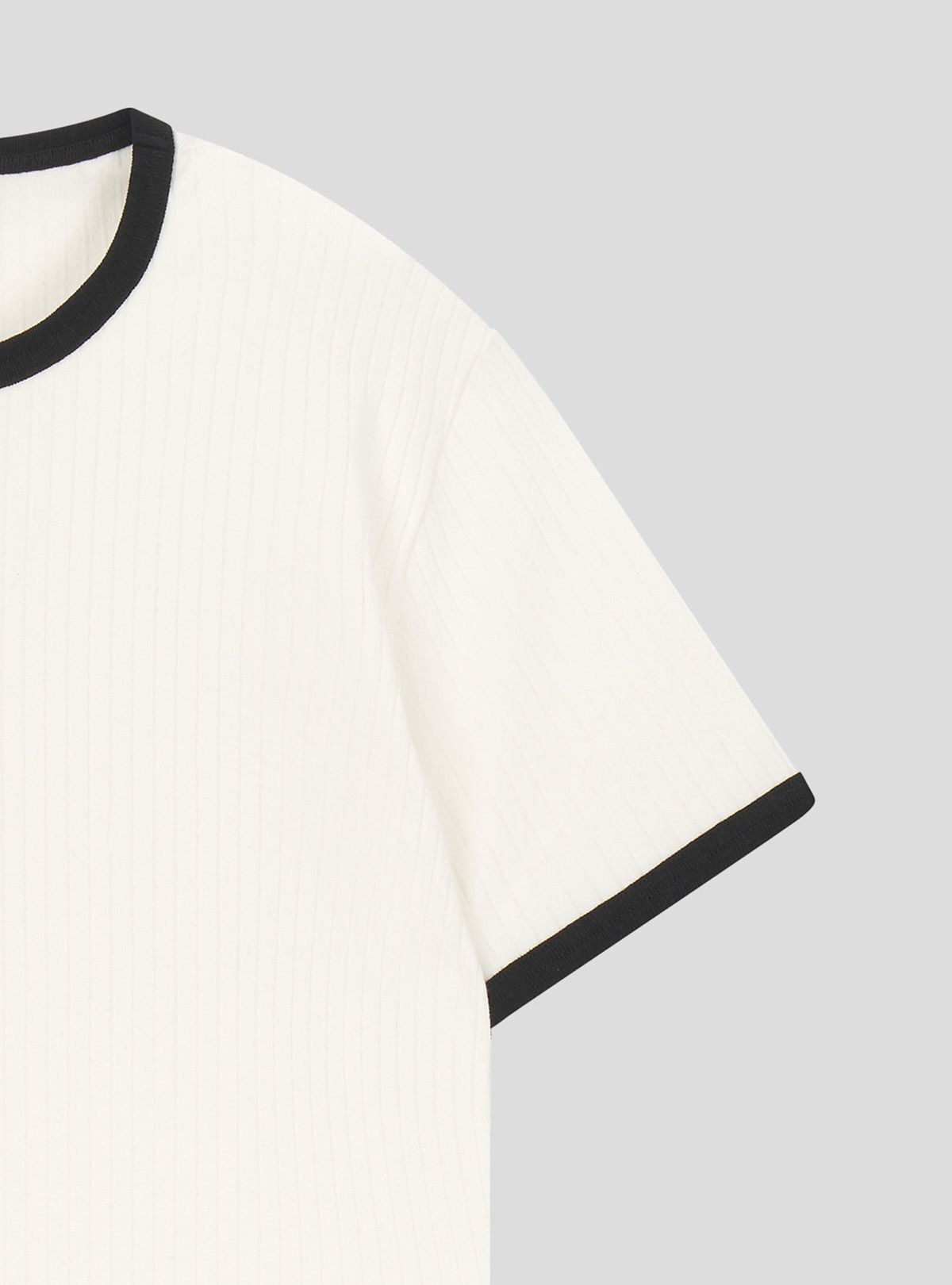 쿠르베(COURBE) Buckle Contrast Wed Round Neck T-shirt (White)