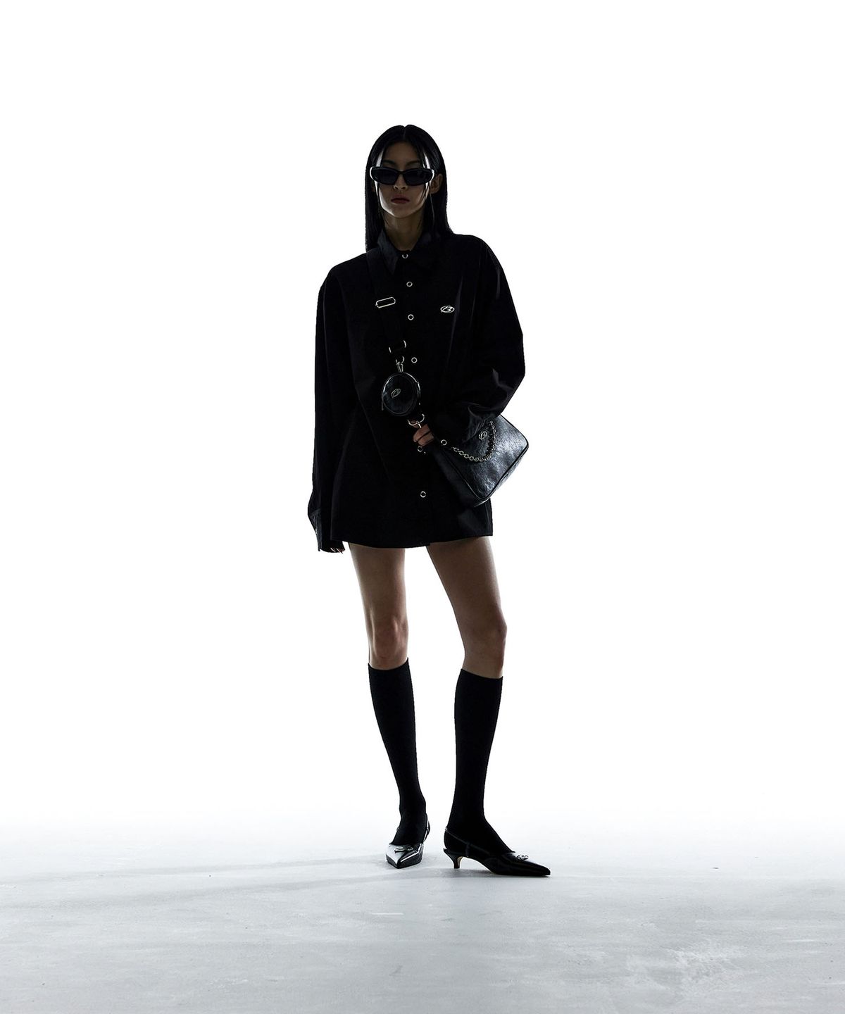 모어댄블랙(MORE THAN BLACK) LEATHER HOBO BAG