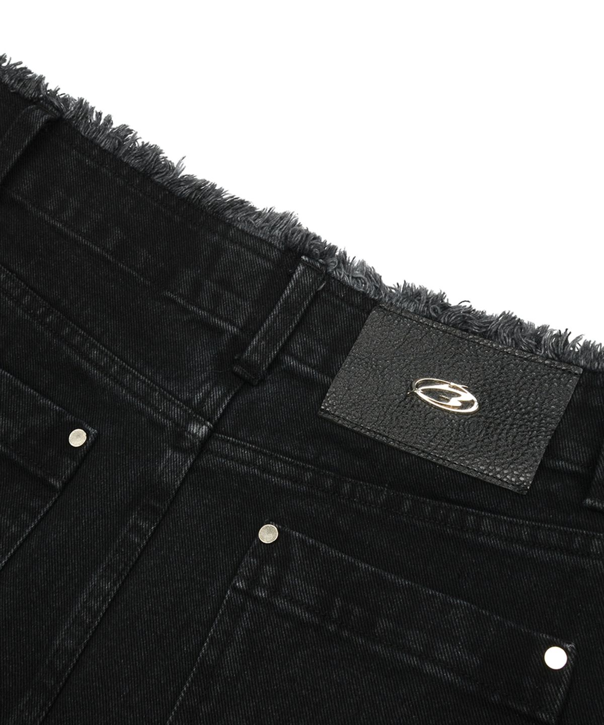 모어댄블랙(MORE THAN BLACK) CUT OFF DENIM SKIRT