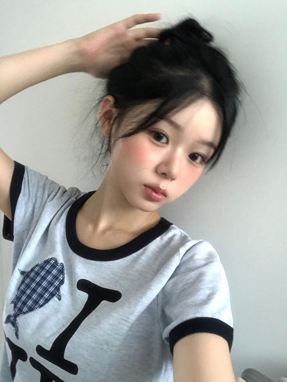 탄산마그네슘(TANSANMAGNESIUM) 이자반X탄산 링거 티셔츠 스카이 블루 (우먼)