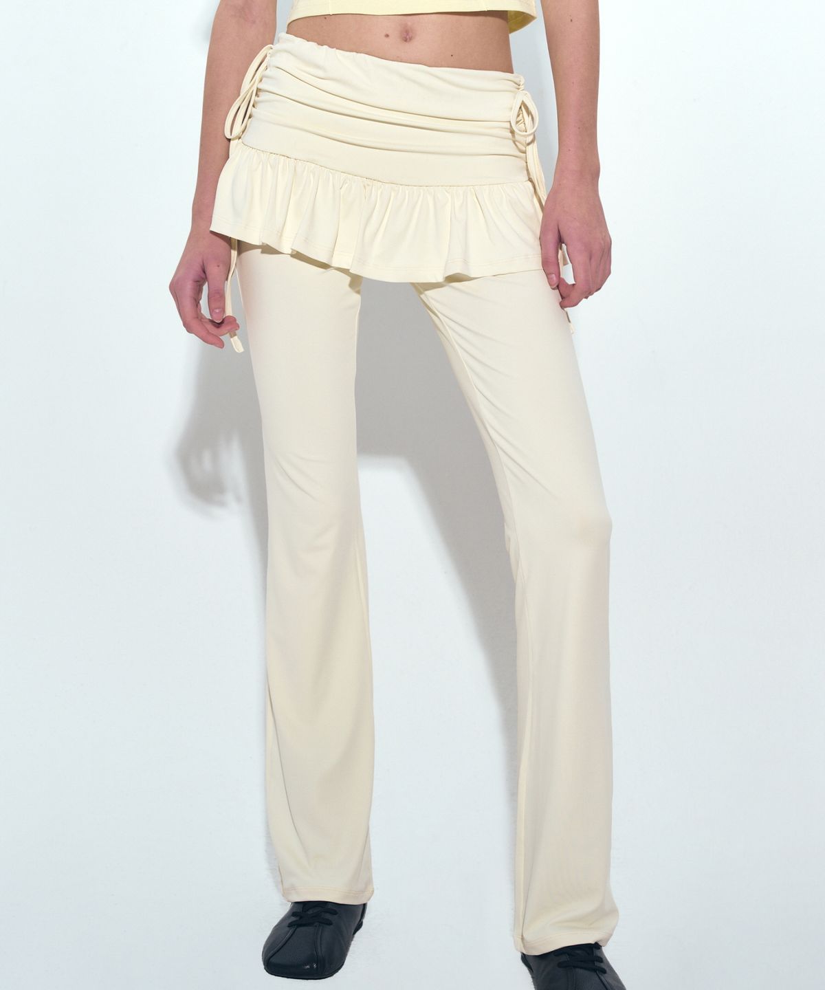 닉앤니콜(NICK&NICOLE) LAYERED RUFFLE SKIRT PANTS_CREAM