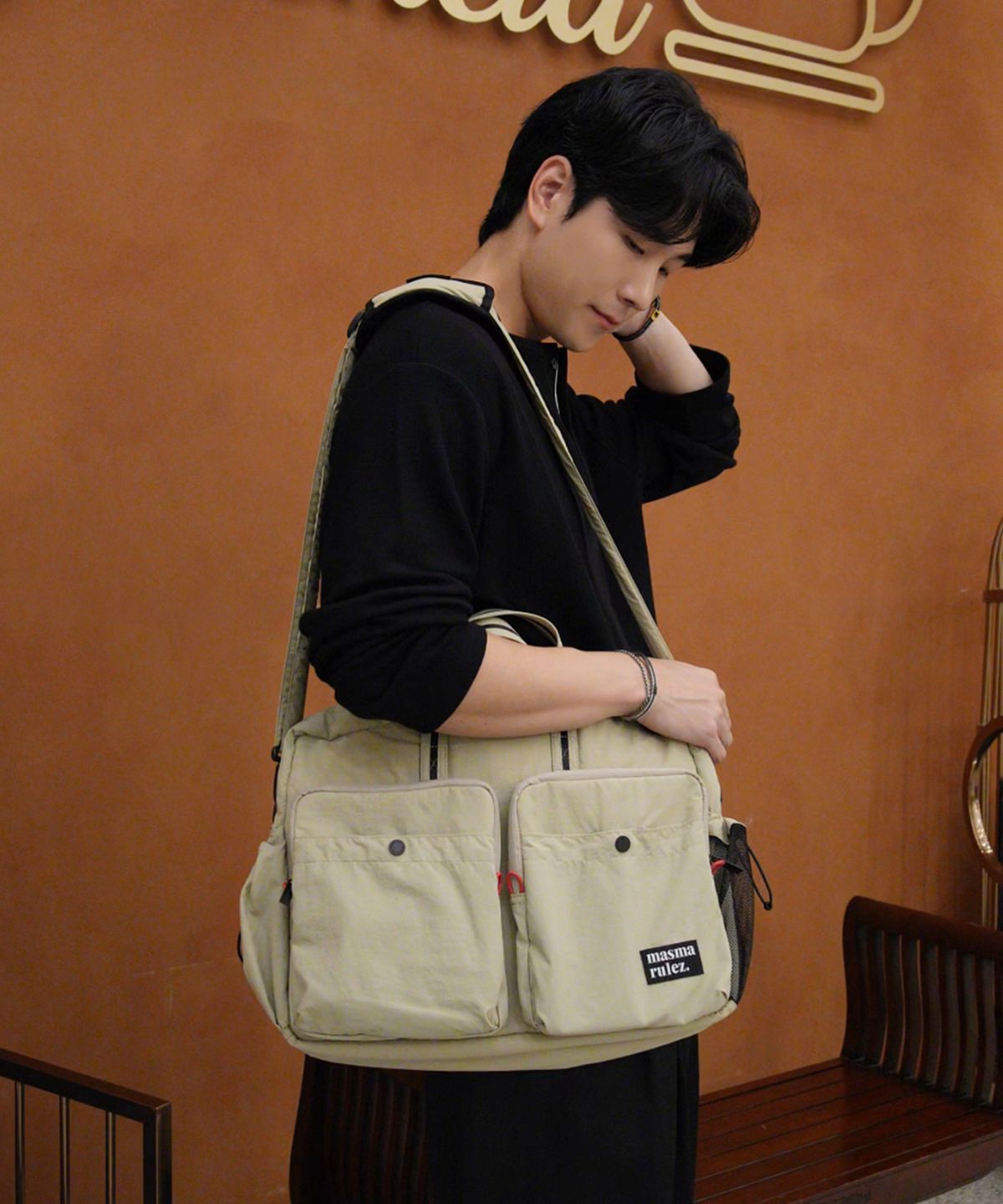 마스마룰즈(MASMARULEZ) Easeshell Briefcase_Sand
