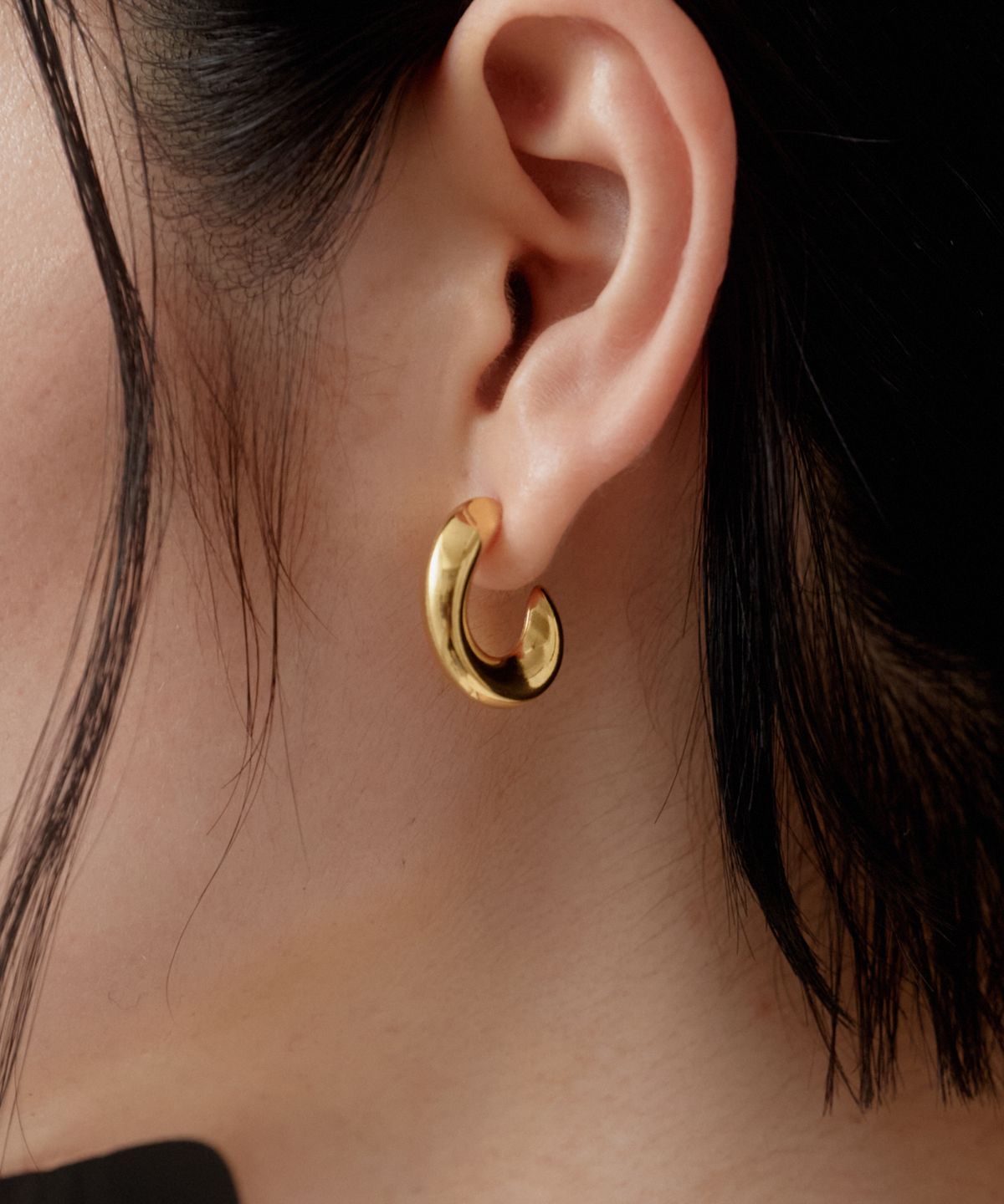노비스도쿄(NOVICE TOKYO) 뉘앙스 후프 귀걸이 Nuance Hoop Pierce［Stainless］ / Gold